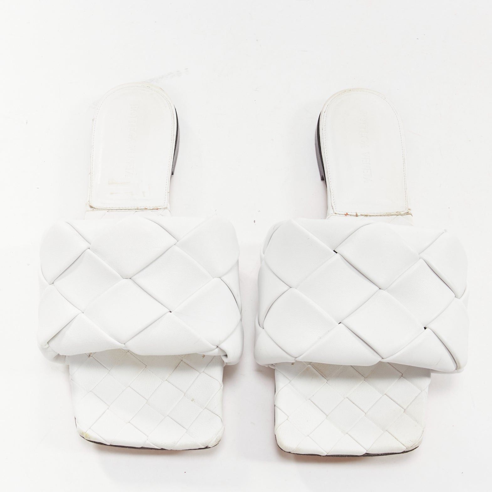 Bottega Veneta BOTTEGA VENETA Lido white intrecciato woven leather square toe slippers EU37 Size US 7 / IT 37 - 1 Thumbnail
