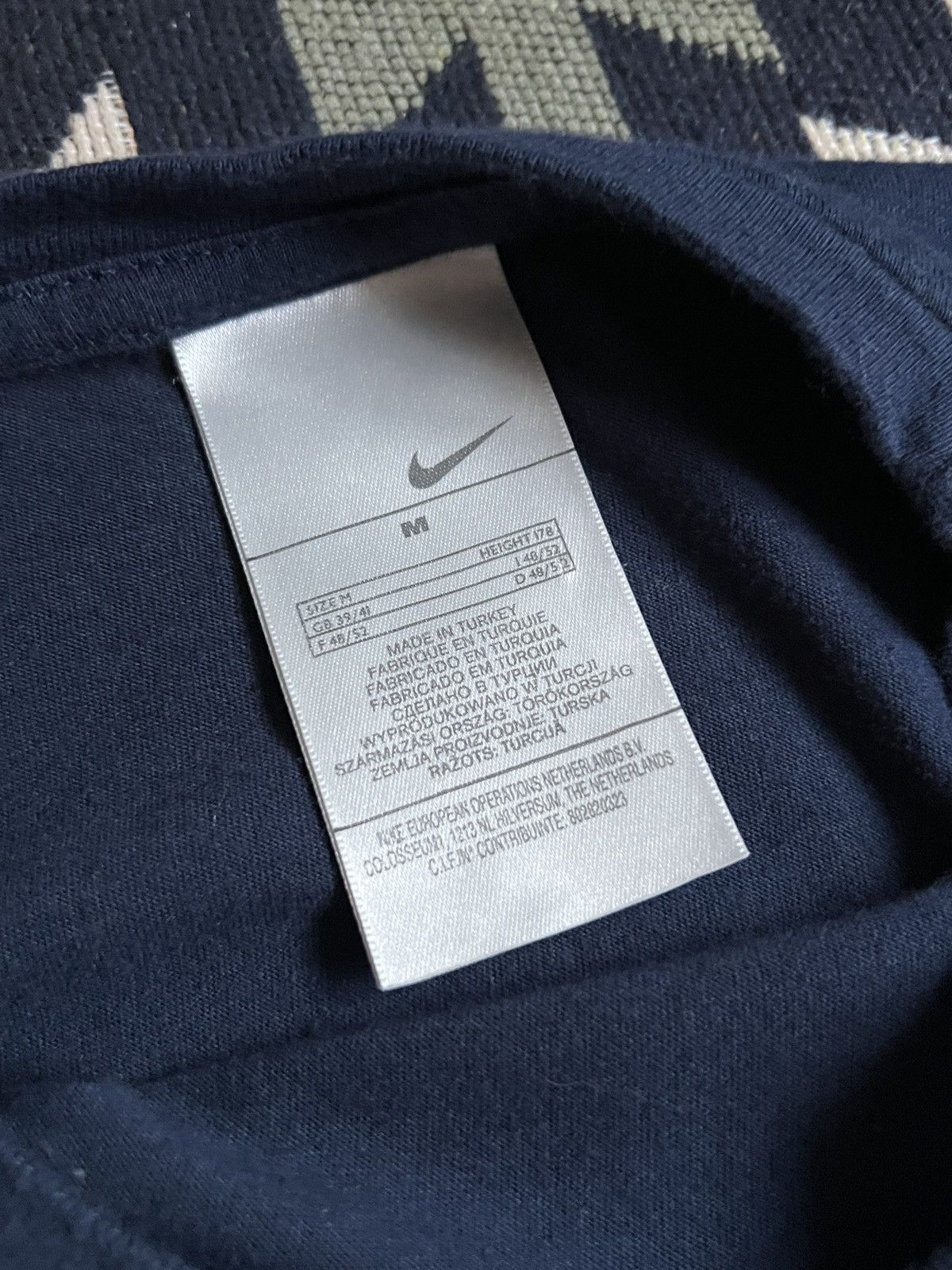 Nike Nike Vintage Sporting Excellence Since 1971 Shirt Size US M / EU 48-50 / 2 - 9 Thumbnail