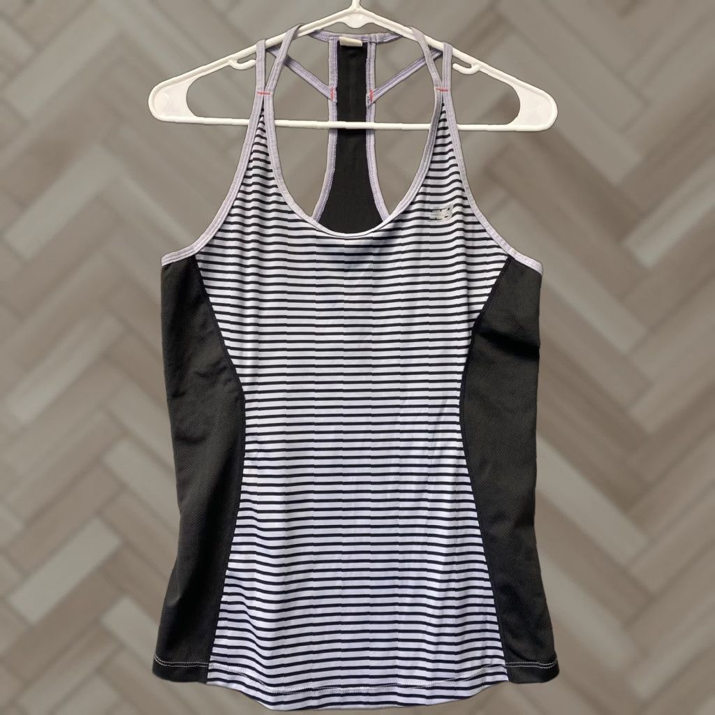 New Balance New Balance Tank Top Women Small Black Sleeveless Racerback Scoop Neck Logo 114-60 Size S / US 4 / IT 40 - 1 Thumbnail