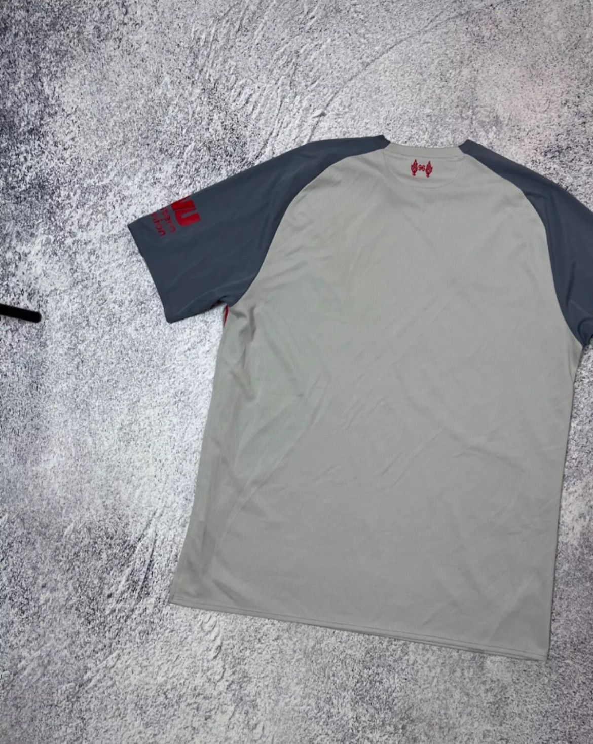 New Balance MENS SOCCER JERSEY NEW BALANCE FC LIVERPOOL SIZE M L.F.C Size US M / EU 48-50 / 2 - 11 Thumbnail