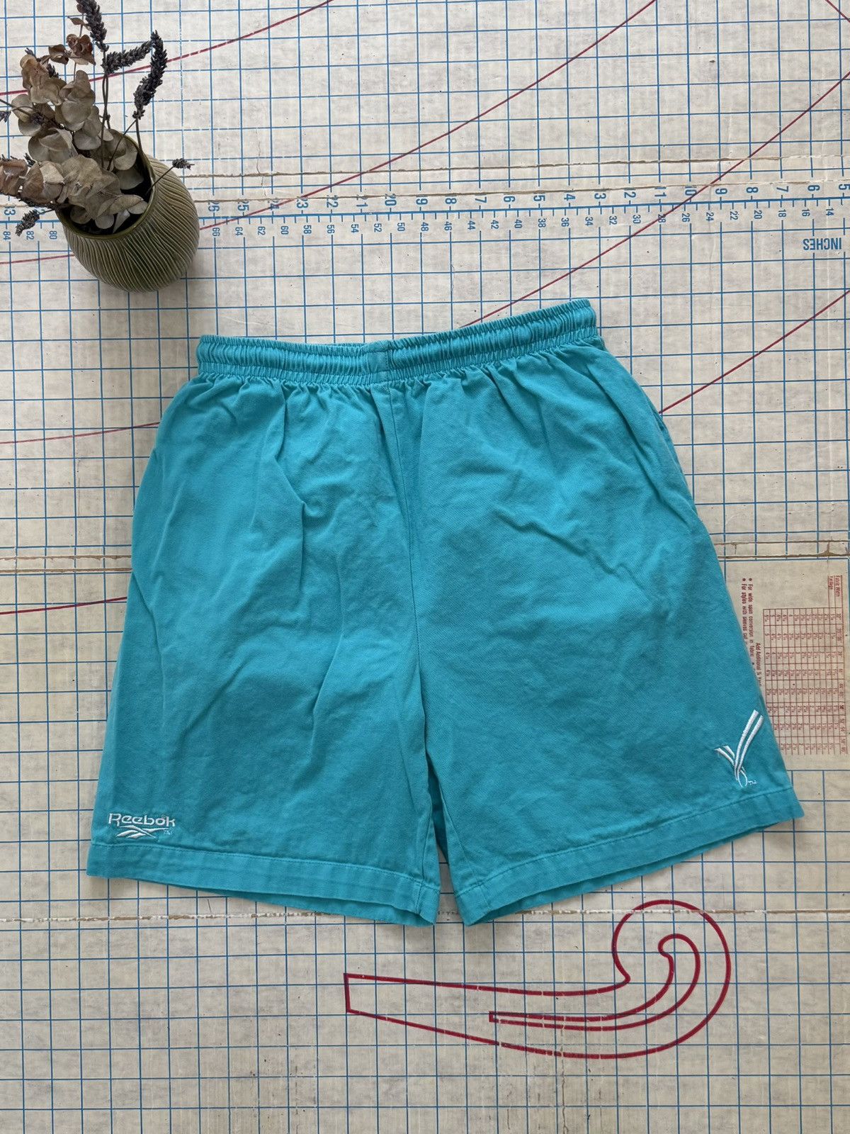 Reebok × Vintage Vintage Reebok Victoria Commonwealth Games 94 Shorts Medium Size US 32 / EU 48 - 1 Thumbnail