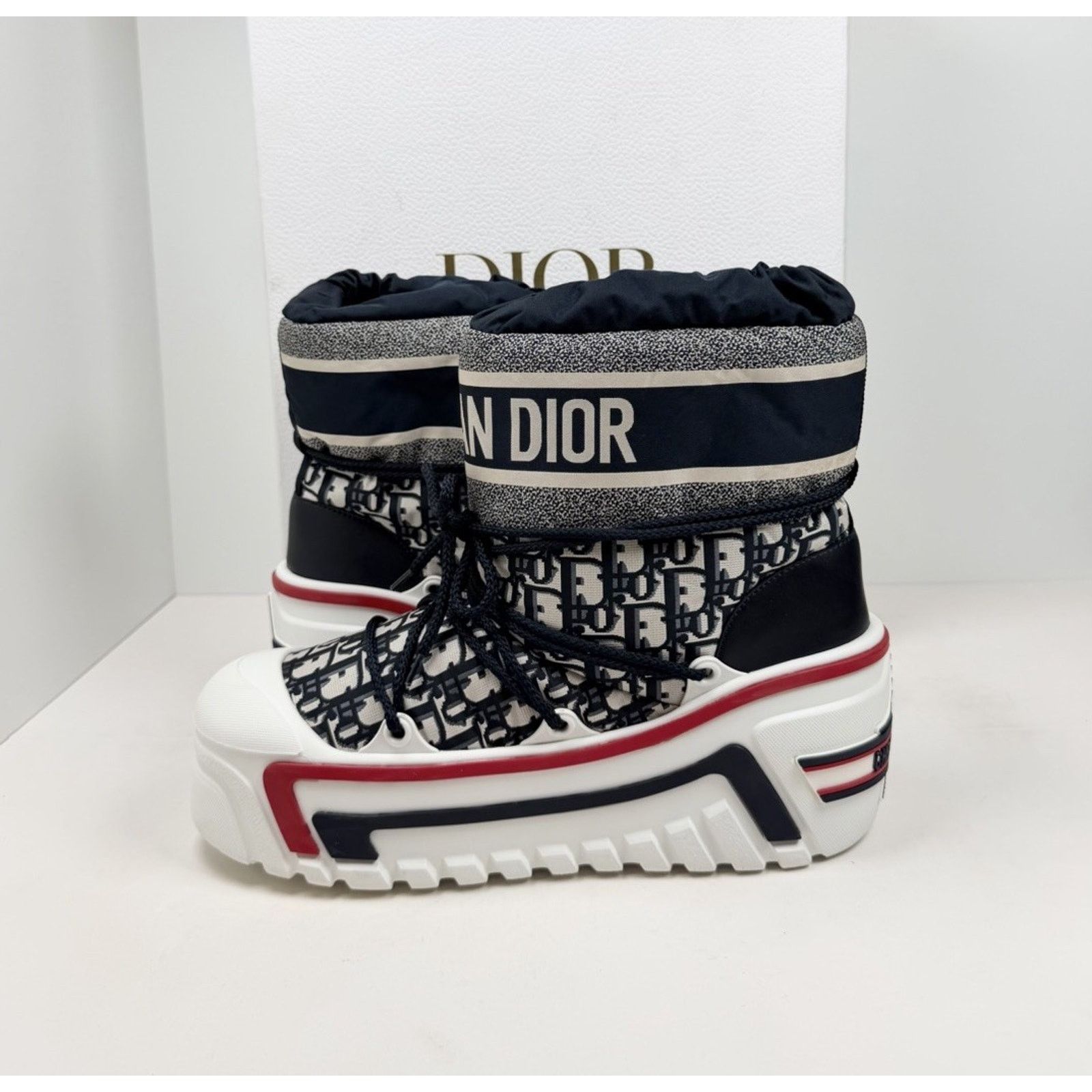 Dior Fits Size (8-9) Christian Dior Alps Snow Boots NEW Size US 8.5 / EU 41-42 - 6 Thumbnail