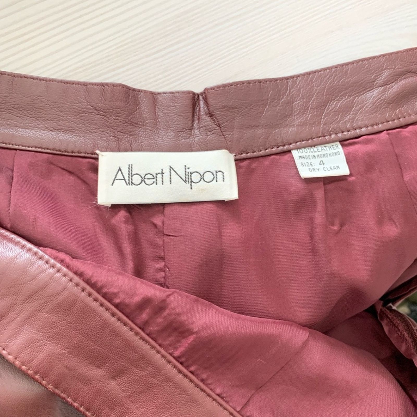 Vintage Vintage Genuine Leather Pencil Skirt - 4 Size 27" / US 4 / IT 40 - 7 Thumbnail