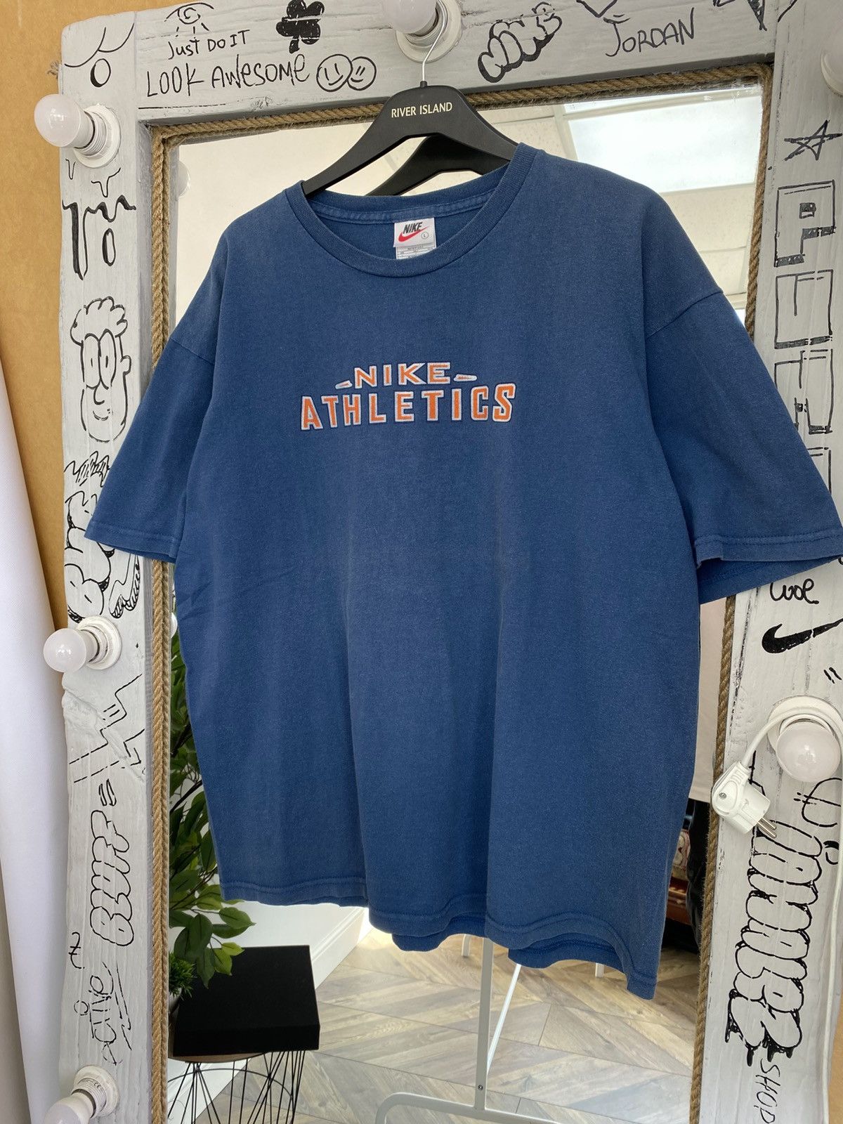 Nike Vintage Nike Athletics Faded 90s tee Size US L / EU 52-54 / 3 - 2 Thumbnail