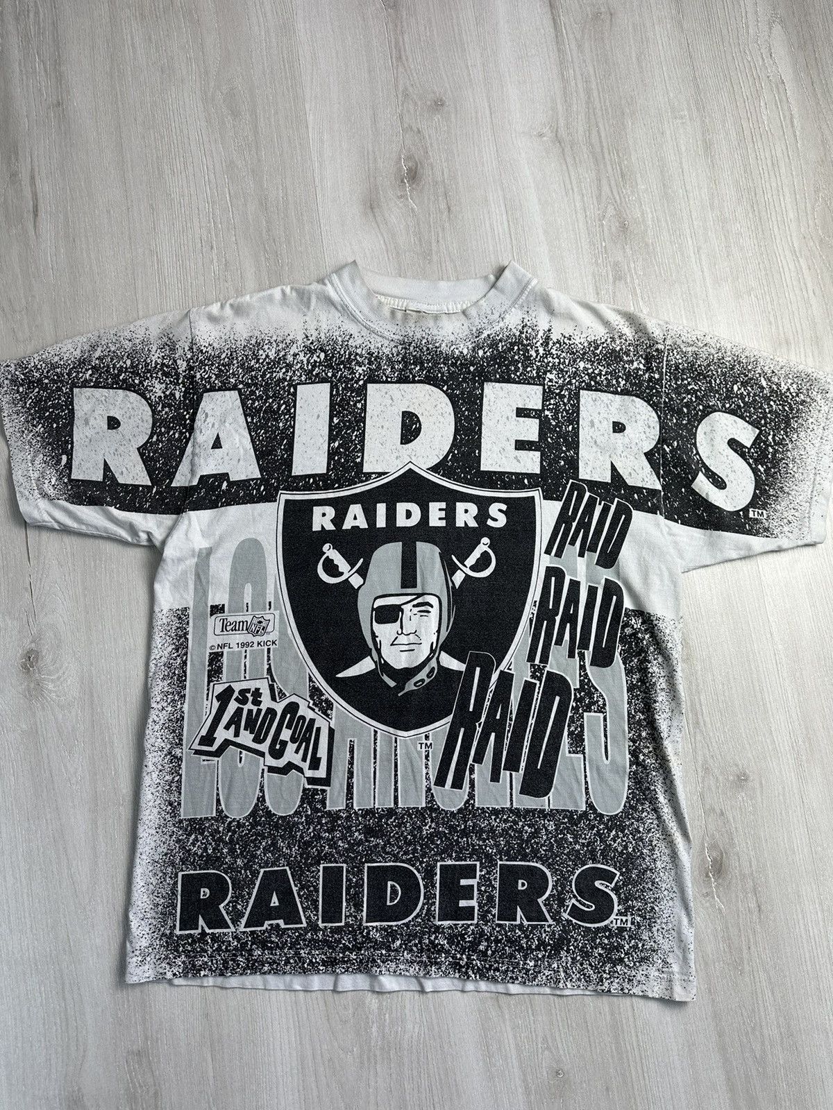 1992 Vintage 80s 90s Oakland Raiders Tshirt NFL Football tee