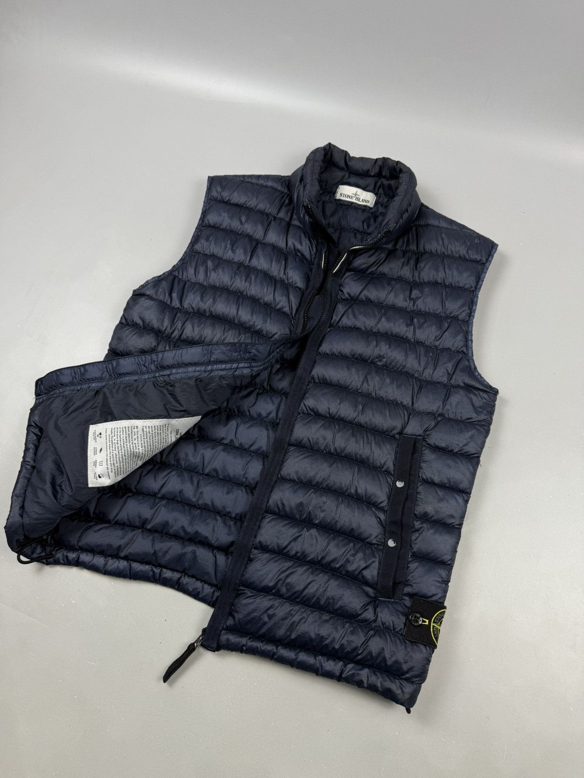 Stone Island Stone island vest navy blue puffer size M/S mens Size US M / EU 48-50 / 2 - 8 Thumbnail