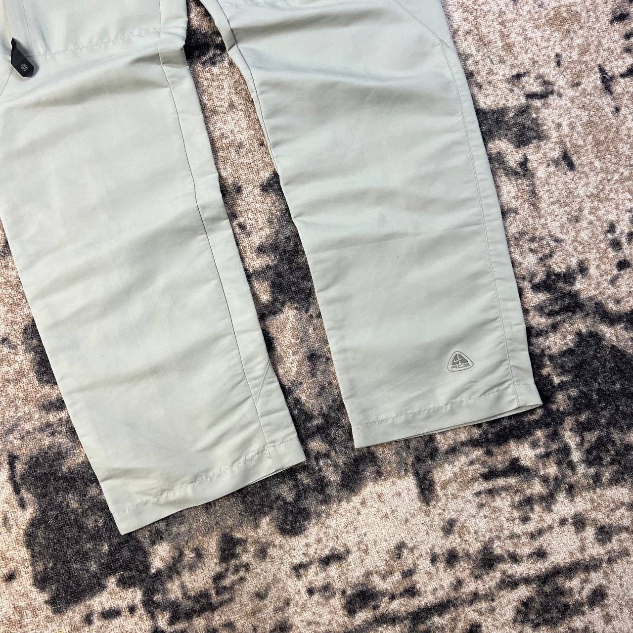 Nike ACG Vintage Y2K Nike ACG Embroidered Logo Cargo Tactical Pants Size US 30 / EU 46 - 4 Thumbnail