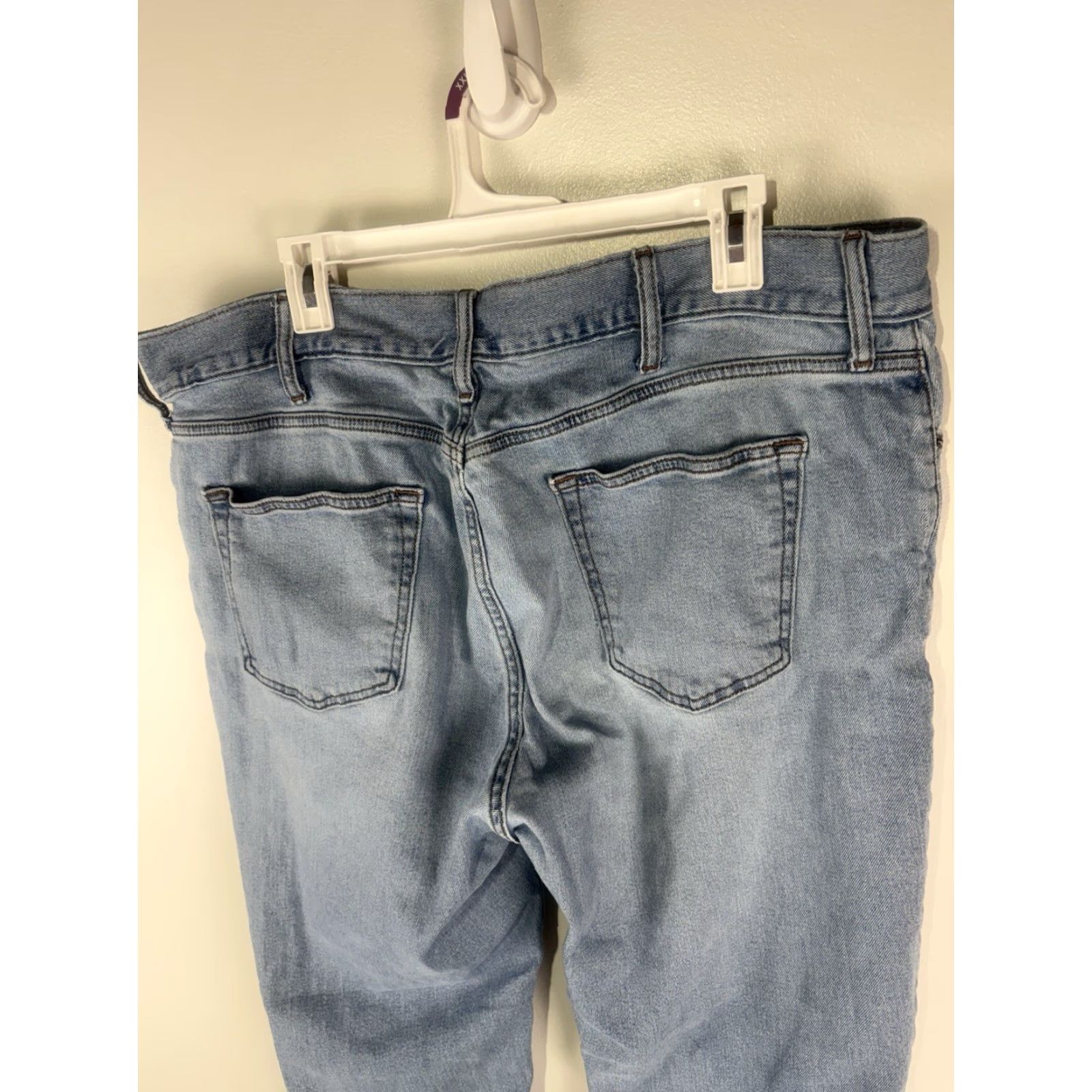 Old Navy Old Navy Built In Flex Jeans Men's Regular 38X34 Light Wash Blue Straight Fit Stretch Retro Grunge Size US 38 / EU 54 - 5 Thumbnail