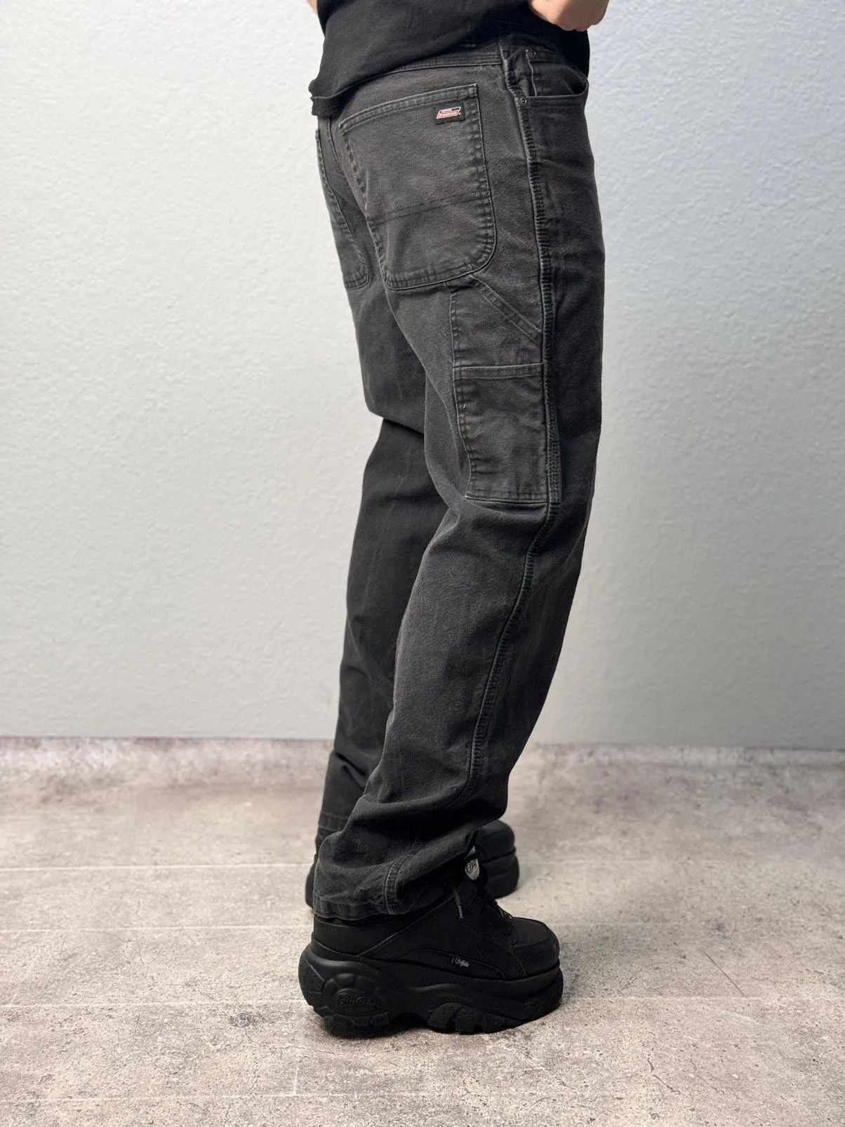 Vintage Vintage Cargo pants Carhartt vip baggy fit y2k sk8 opium Size US 32 / EU 48 - 1 Thumbnail