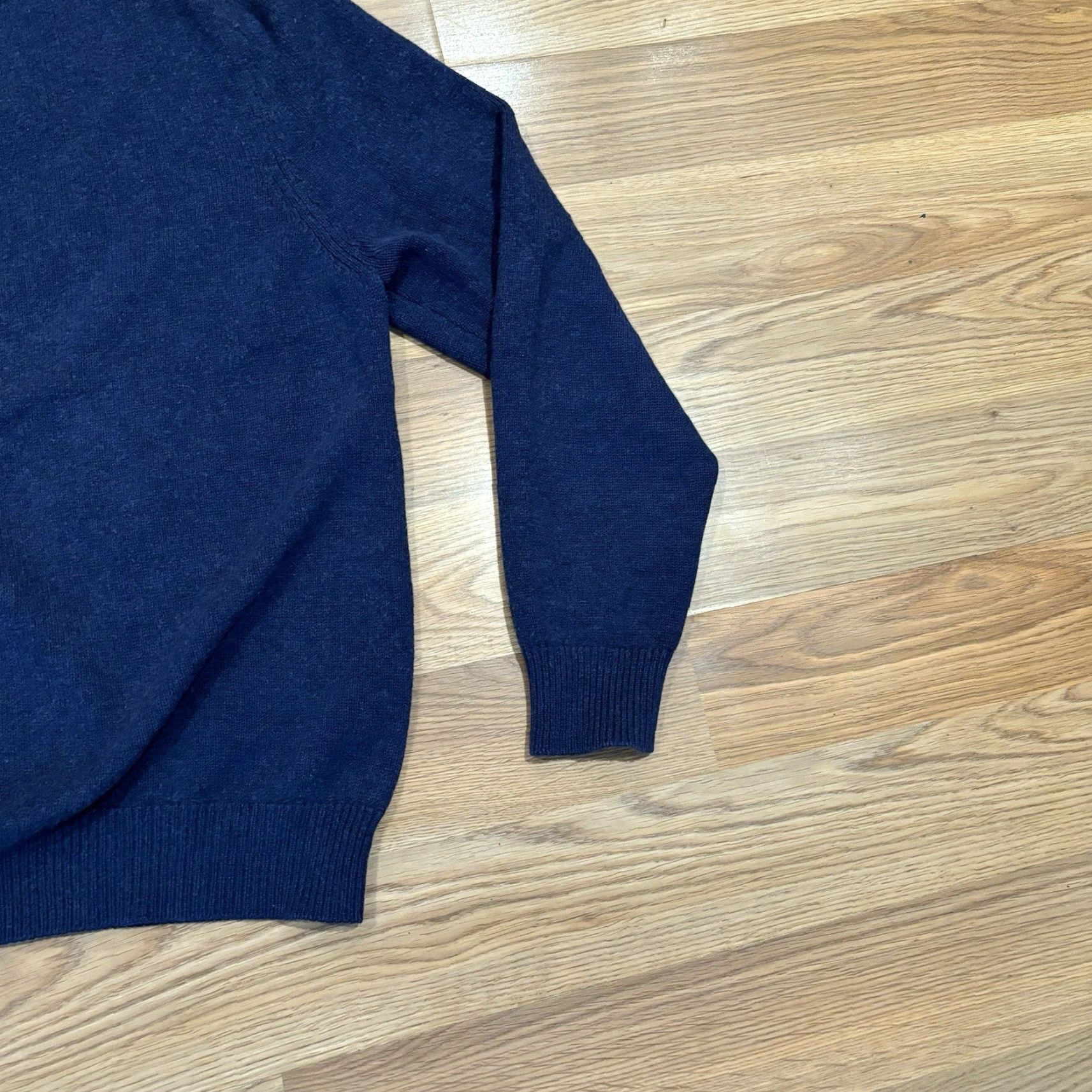 UNTUCKit UNTUCKit Crew Neck Sweater Navy Blue Wool Blend Pullover Men’s Size Medium Size US M / EU 48-50 / 2 - 4 Thumbnail