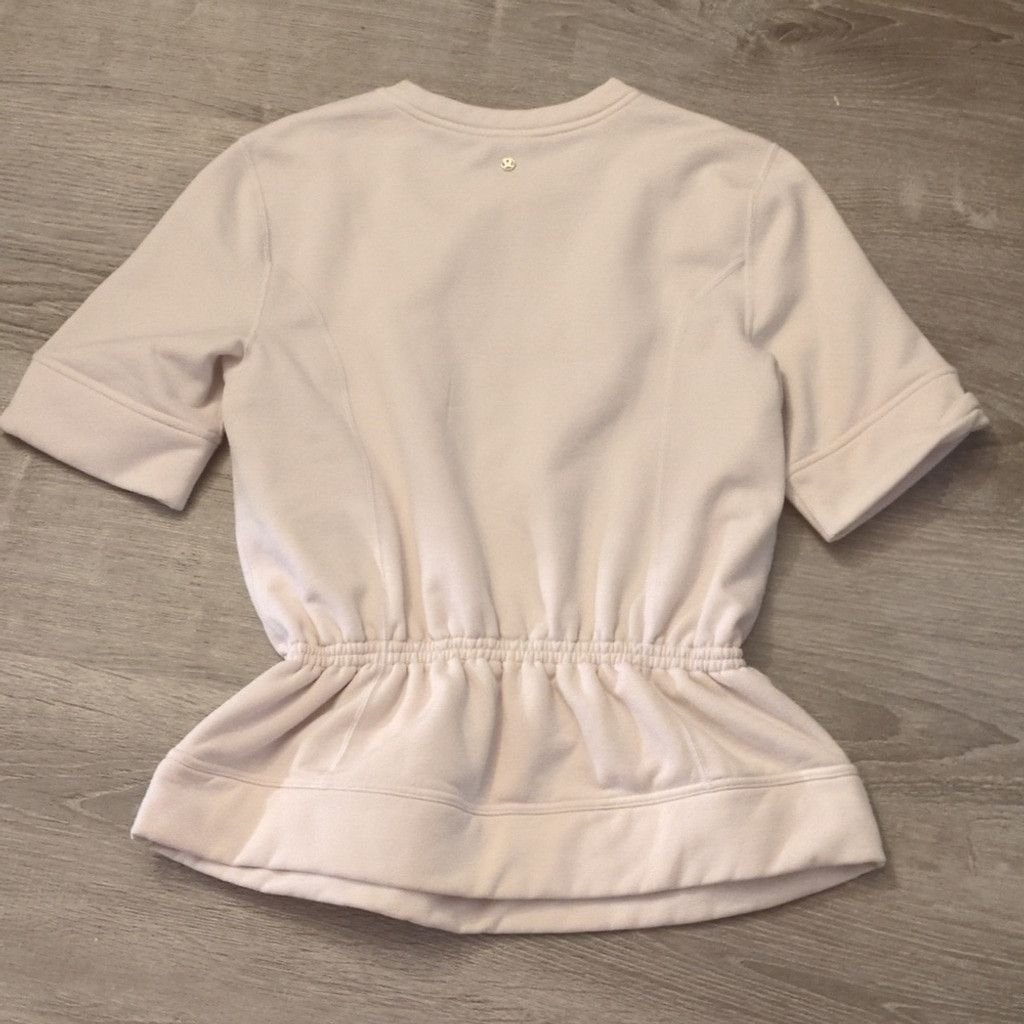 Lululemon Lululemon Peplum PulloverNeutral Blush Size 4 Size S / US 4 / IT 40 - 8 Thumbnail