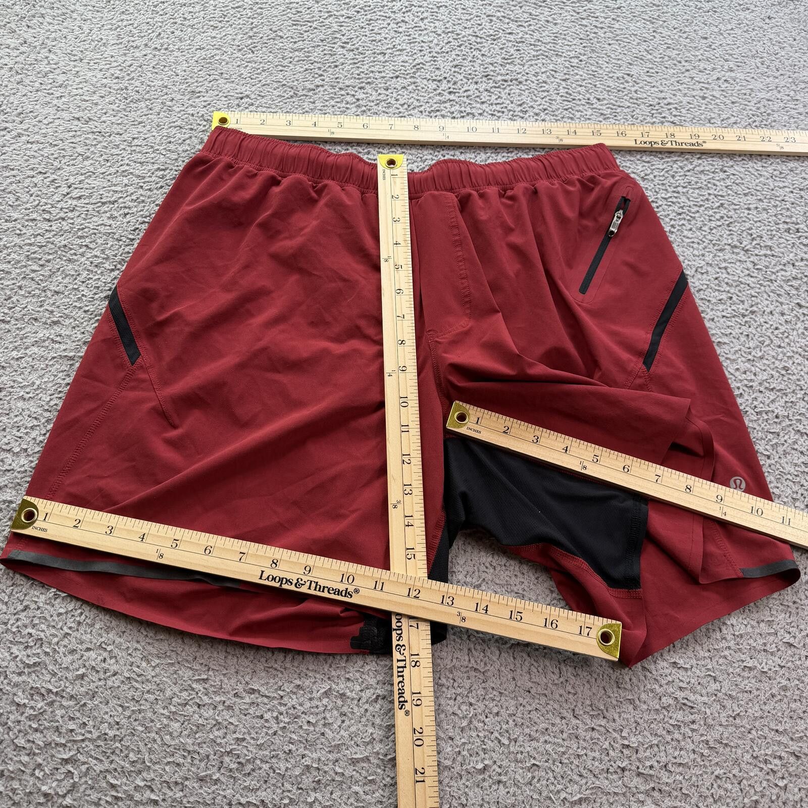 Lululemon Lululemon Men’s Red Lined Running Shorts XL Athletic Gym Size US 36 / EU 52 - 4 Thumbnail