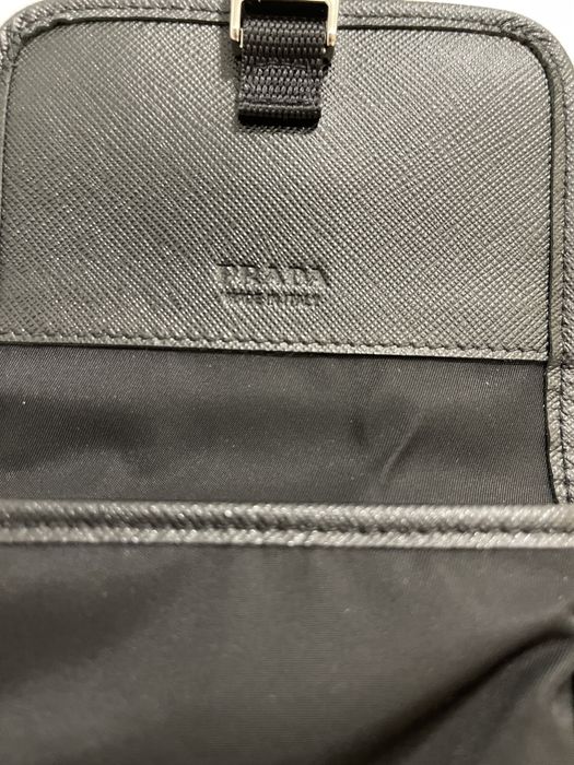 Prada Prada Phone Bag | Grailed