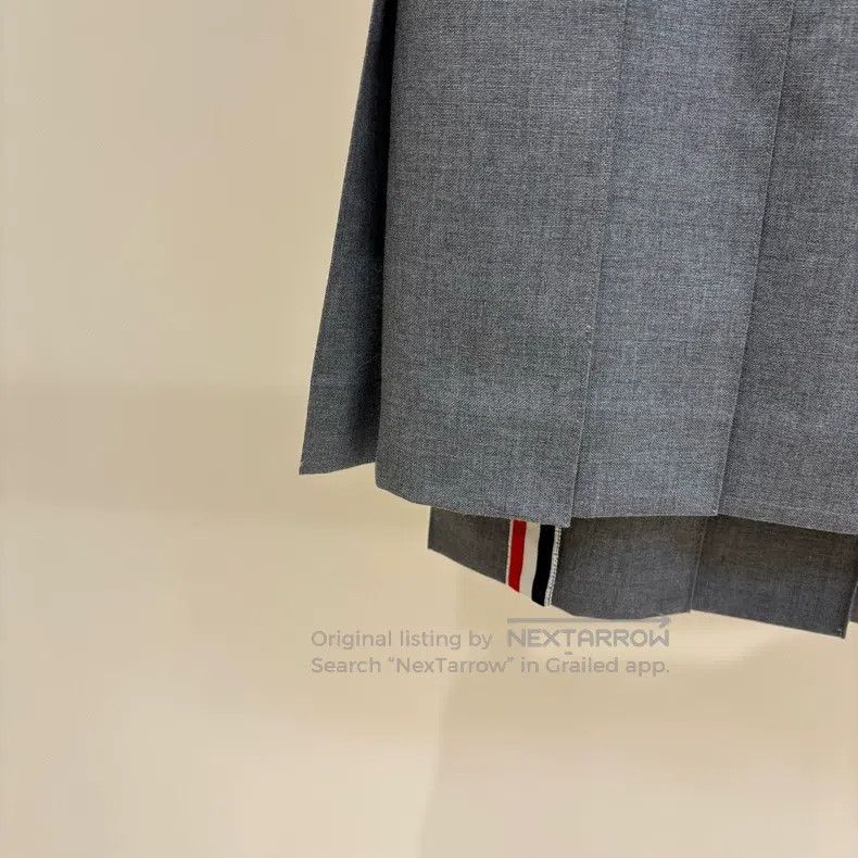 Thom Browne Thom Browne Classic Pleated Skirt - Medium Gray Size 24" / US 00 / IT 34 - 6 Thumbnail