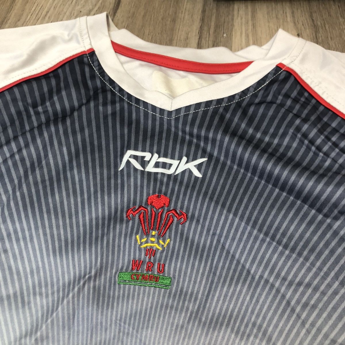 Reebok × Vintage Wales 2000s rugby training jersey Size US XL / EU 56 / 4 - 3 Thumbnail