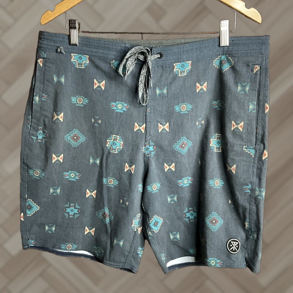 Roark Roark Board Shorts Mens 34 Aztec Print Drawstring Quick Dry Surf Beach Lightweight Blue 90s Tribal Pockets Back Pocket Mens Size US 34 / EU 50 - 1 Thumbnail