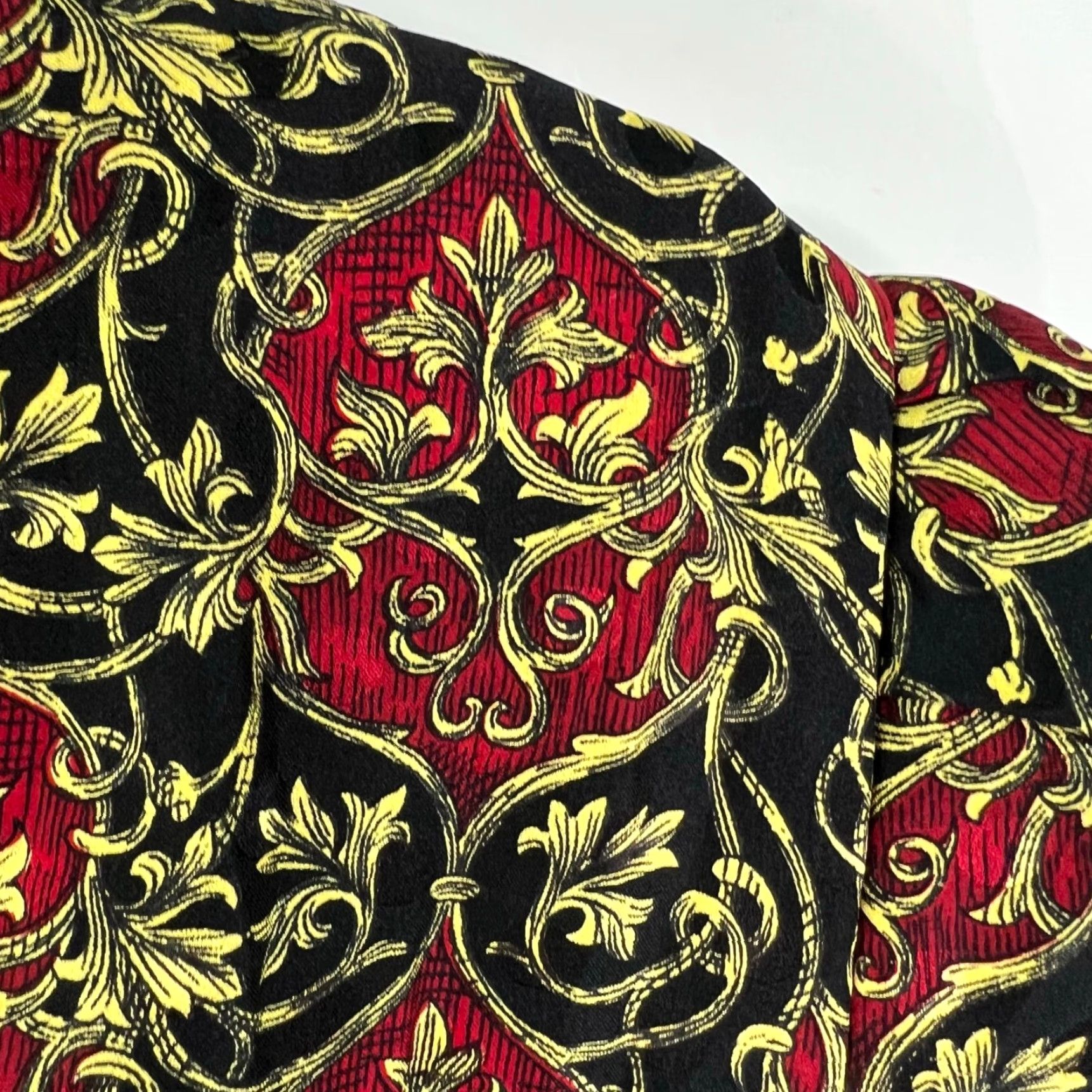 MAGGY LONDON MAGGY LONDON 100% Silk Jacket Blazer Size 12 red/gold/black Rococo Pads light Size XL / US 12-14 / IT 48-50 - 2 Thumbnail