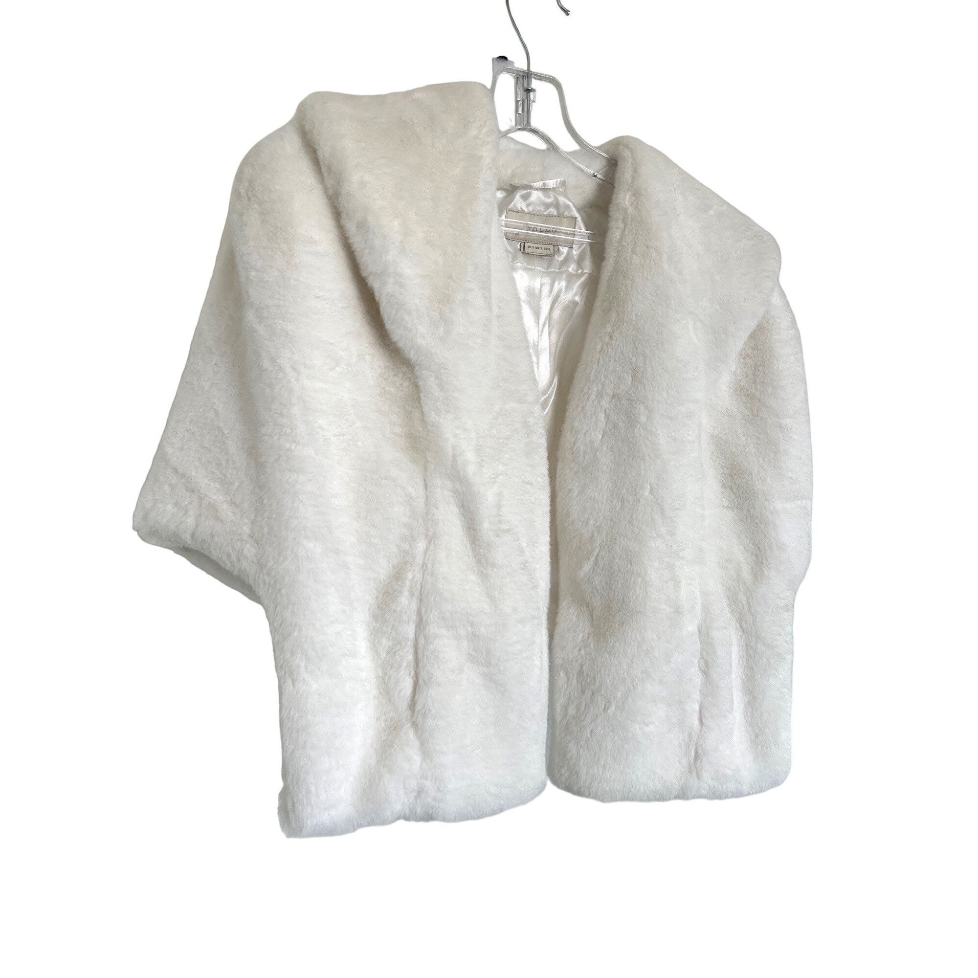 Anthropologie BHLDN Faux Fur Ivory Soft & Luxurious Wrap Size S / US 4 / IT 40 - 3 Thumbnail