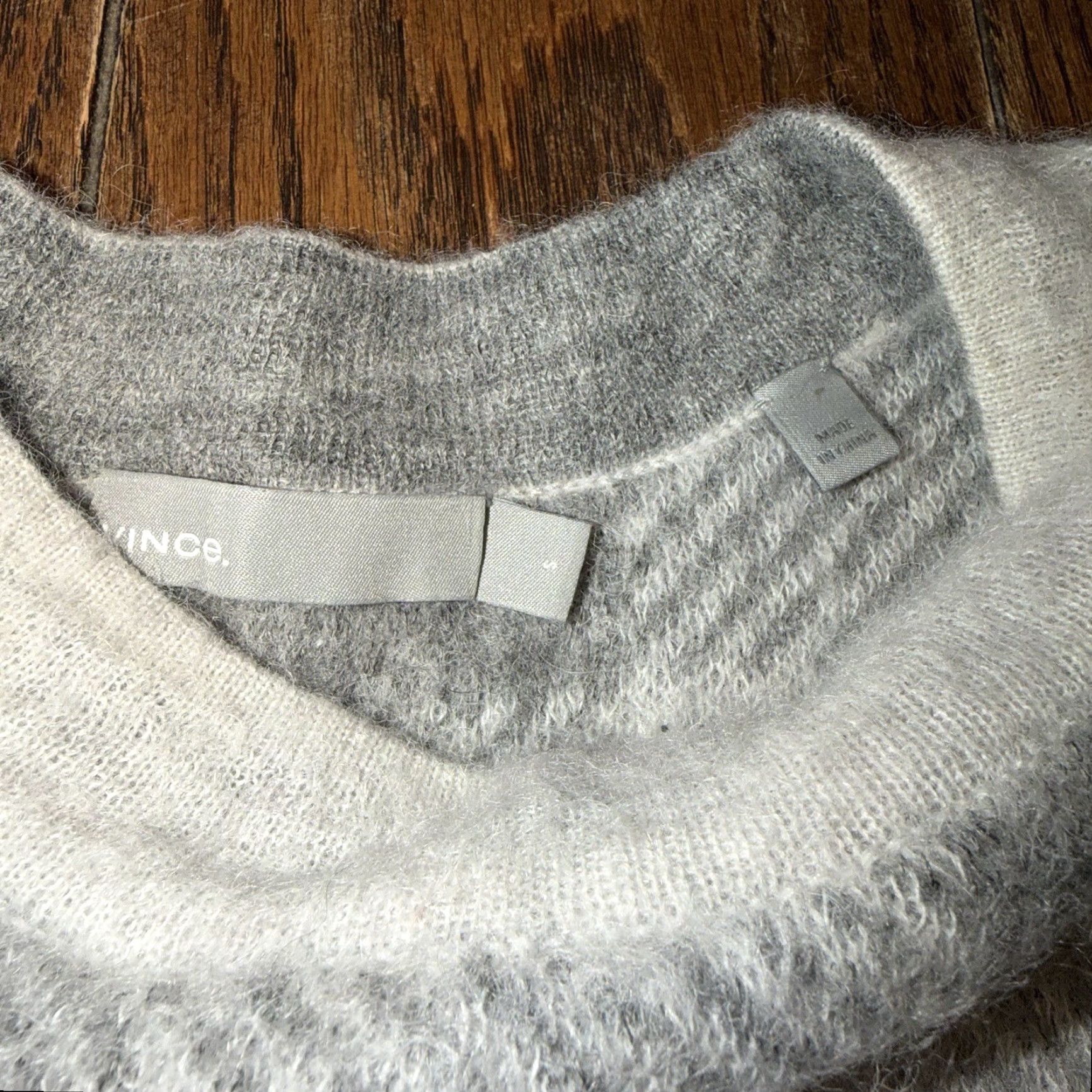 Vince Vince Women's Crewneck Sweater Size S Gray Block Mohair Alpaca Knit Pullover Lightweight Classic Designer Size S / US 4 / IT 40 - 3 Thumbnail