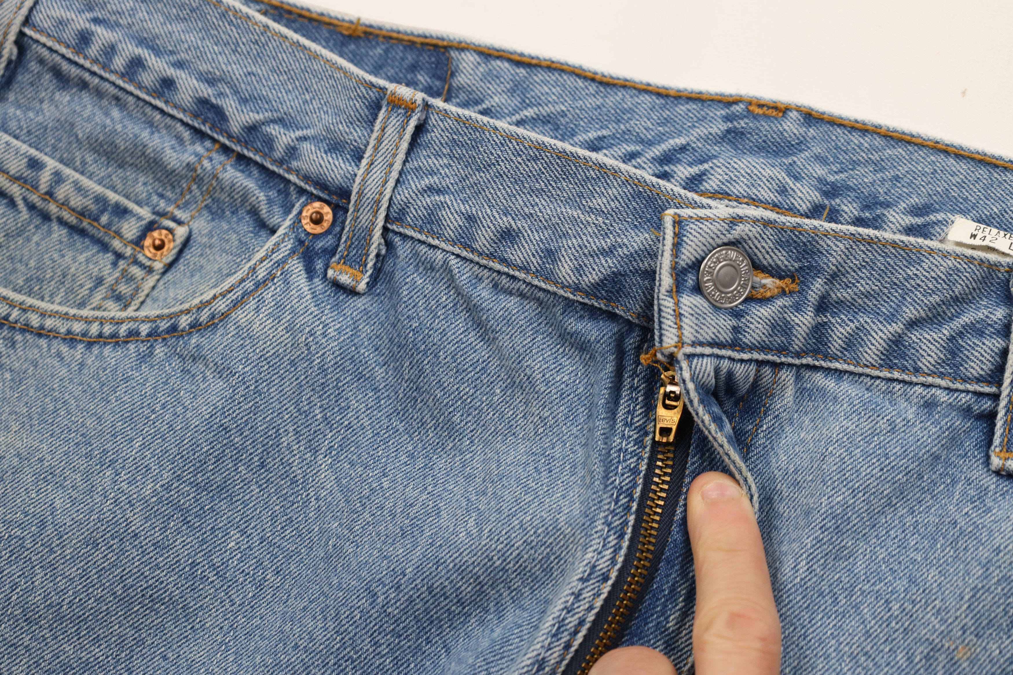 Levi's Vintage Y2K 2002 Levis 550 Relaxed Fit Denim Jeans Blue USA Size US 42 / EU 58 - 8 Thumbnail