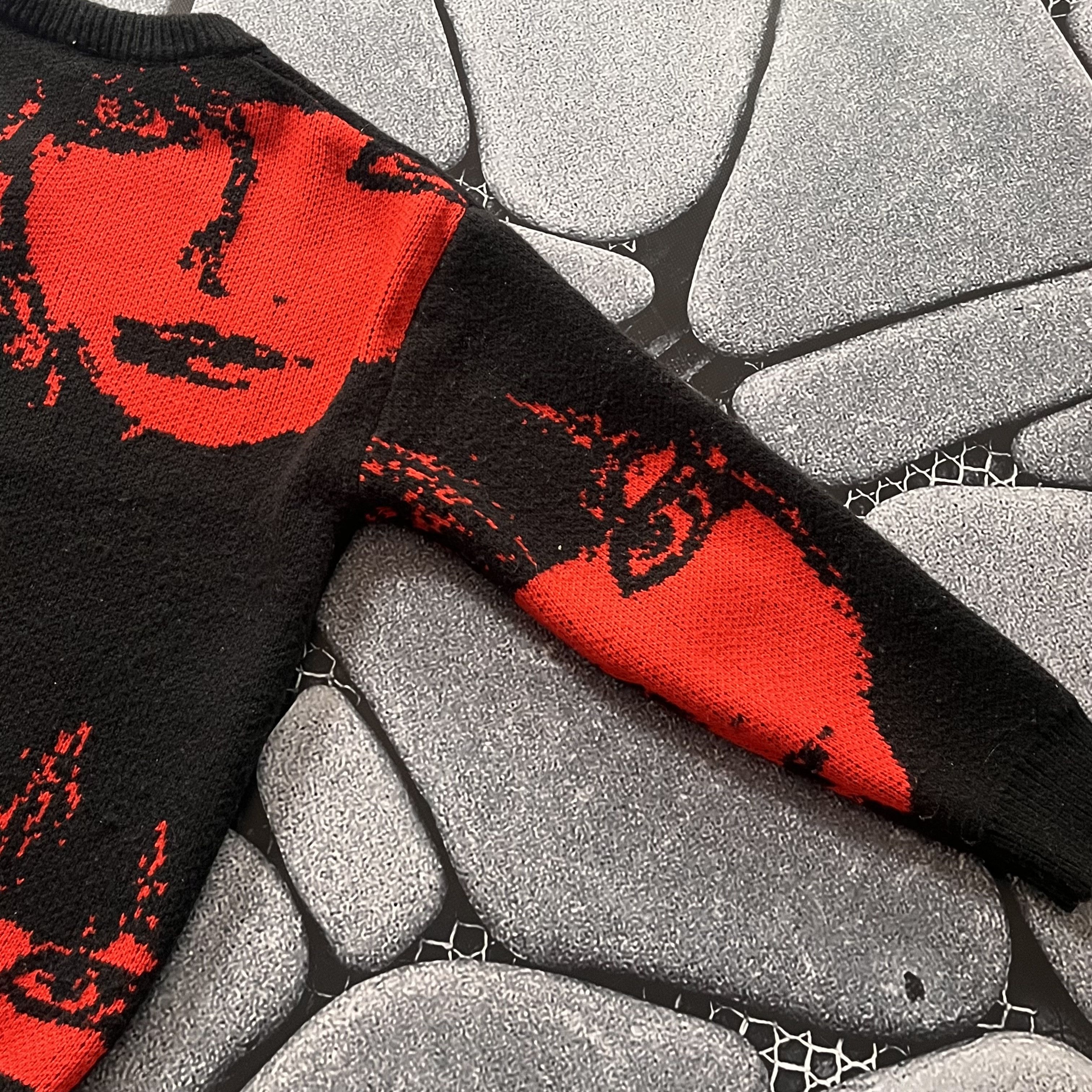 Other VINTAGE GOTHIC FACE PRINT SWEATER KNIT RED BLACK GRAPHIC Size US M / EU 48-50 / 2 - 6 Thumbnail