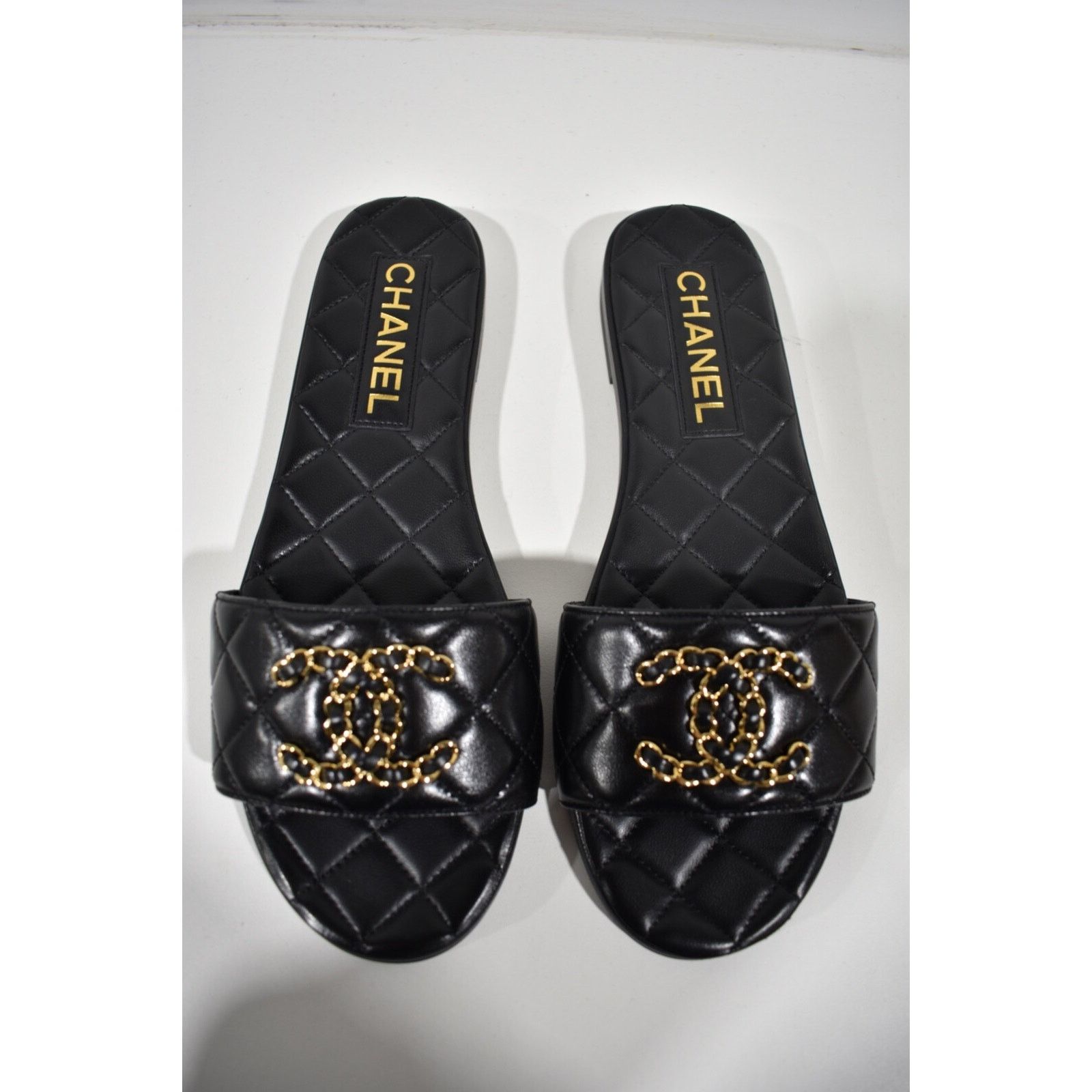 Chanel Chanel 23P Black Chain Gold CC Logo Quilted Mules Slide Size US 7 / IT 37 - 8 Thumbnail