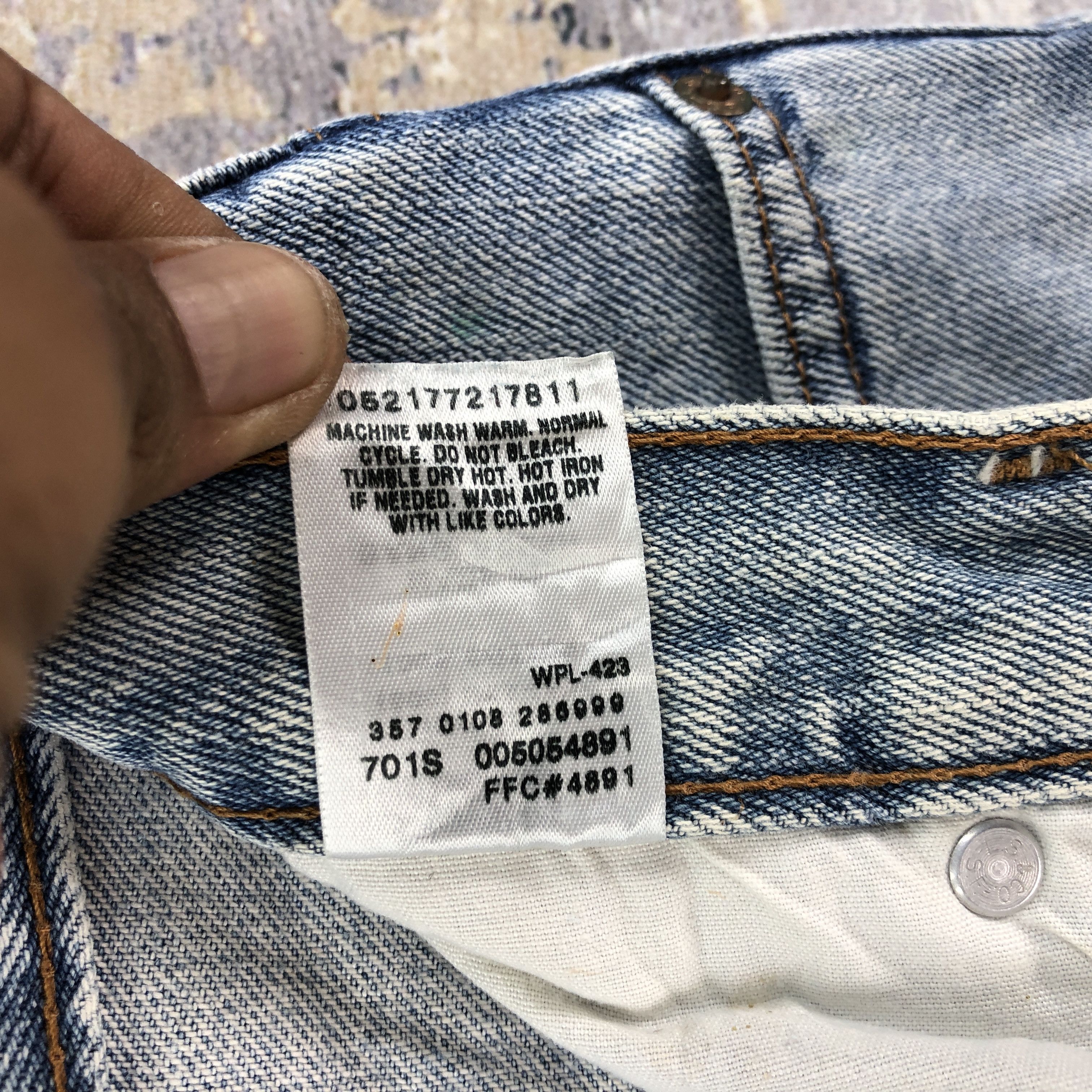 Levi's × Vintage Vintage Y2K Levis 505 Denim Light Washed Levi's Faded Jeans Size US 36 / EU 52 - 10 Thumbnail