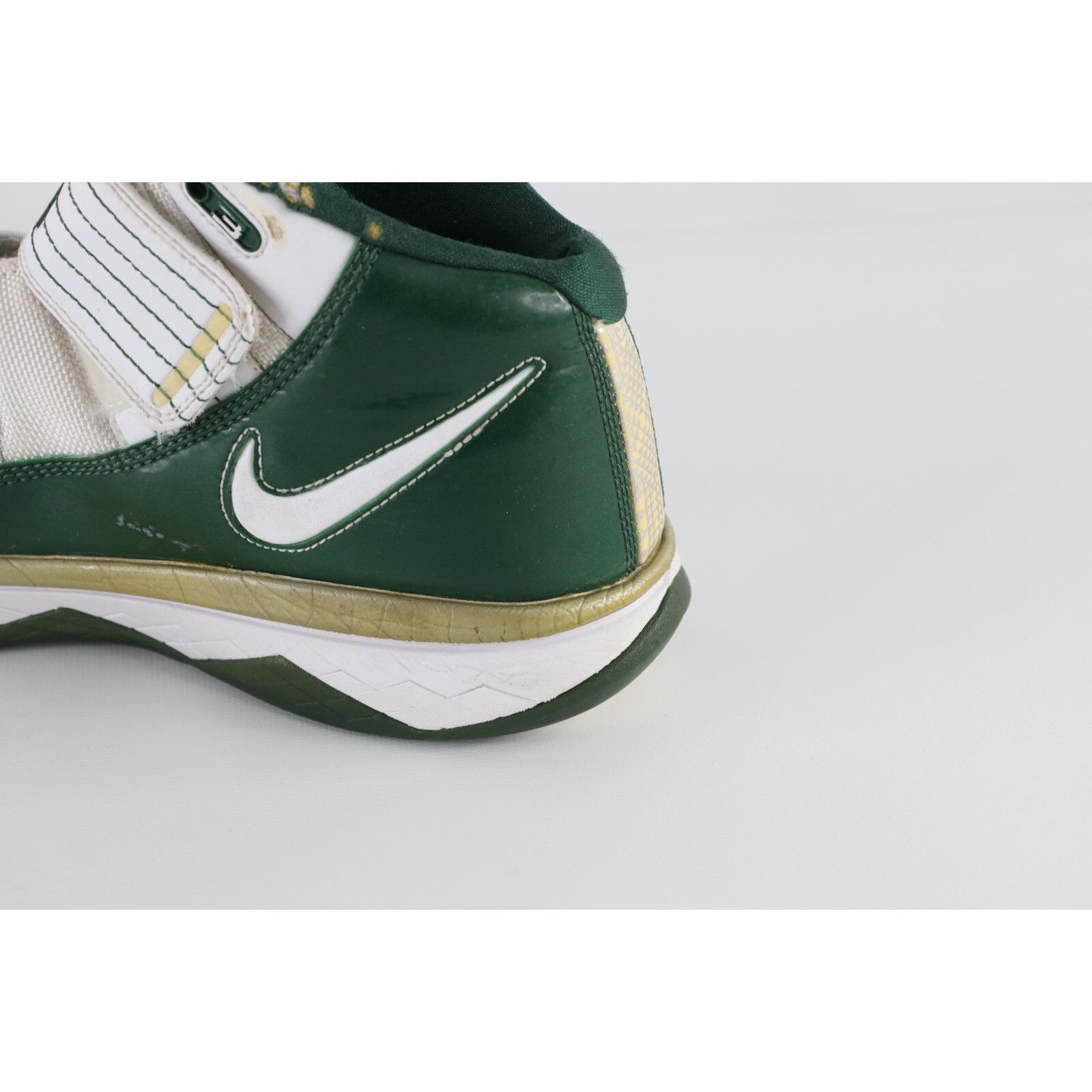 Nike Vintage Nike Lebron James Zoom Soldier III Basketball Shoes Size US 9 / EU 42 - 10 Thumbnail