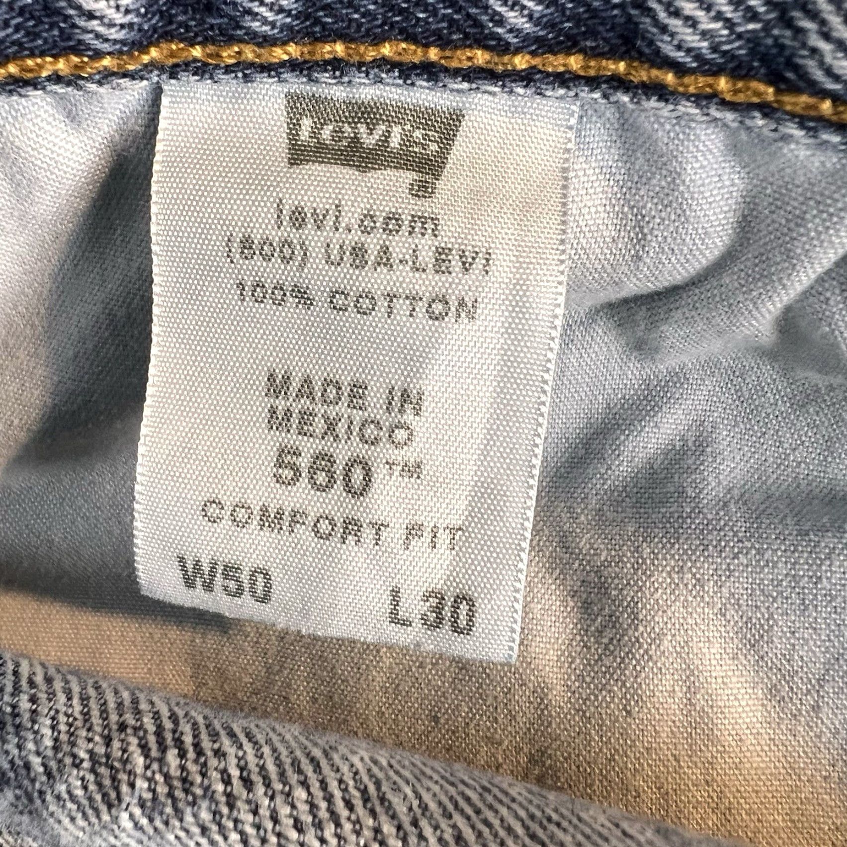 Levi's VINTAGE Levi's Jeans 560 Comfort Fit Regular Mens 50x30 Blue Size US 34 / EU 50 - 3 Thumbnail