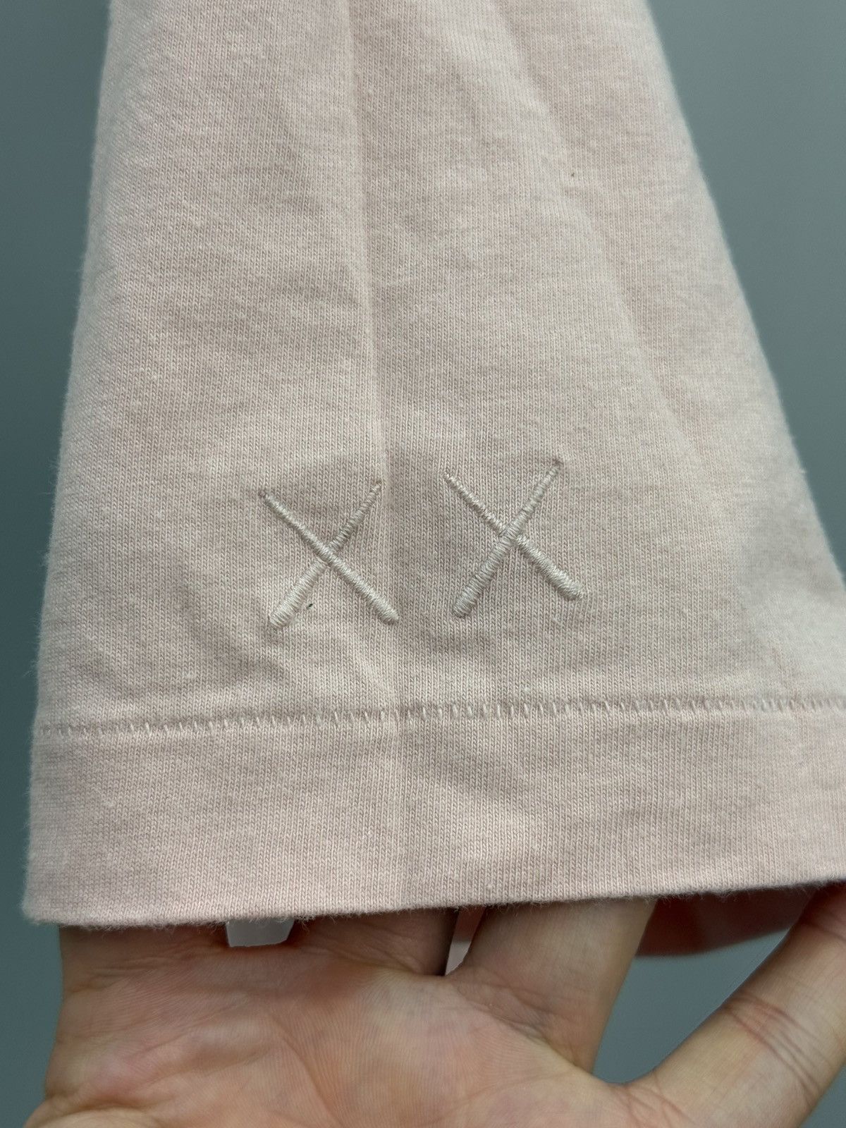 Kaws × Uniqlo Uniqlo x Kaws T Shirt Size US M / EU 48-50 / 2 - 3 Thumbnail