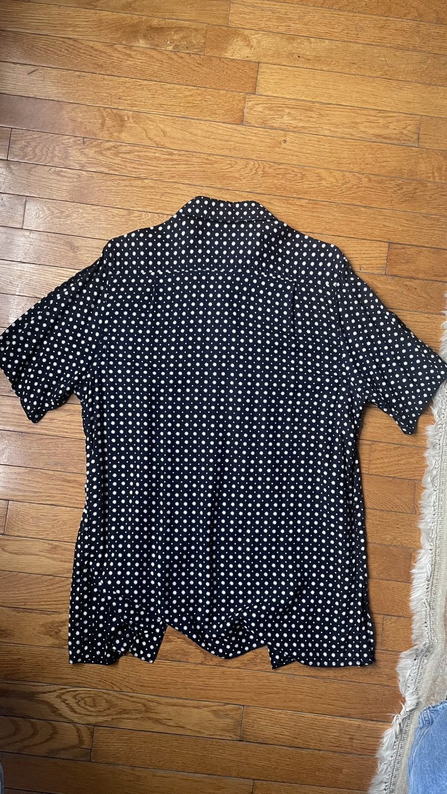 agnes b. Agnes B. Vintage Viscose Short Sleeve Buttonup Size US S / EU 44-46 / 1 - 5 Thumbnail