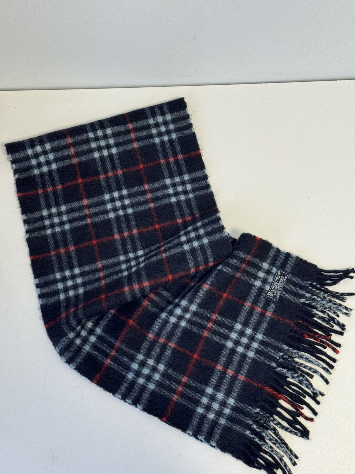 Burberry Burberry 100% Cashmere Scarf Nova Check Navy Fringe Luxury Size ONE SIZE - 5 Thumbnail