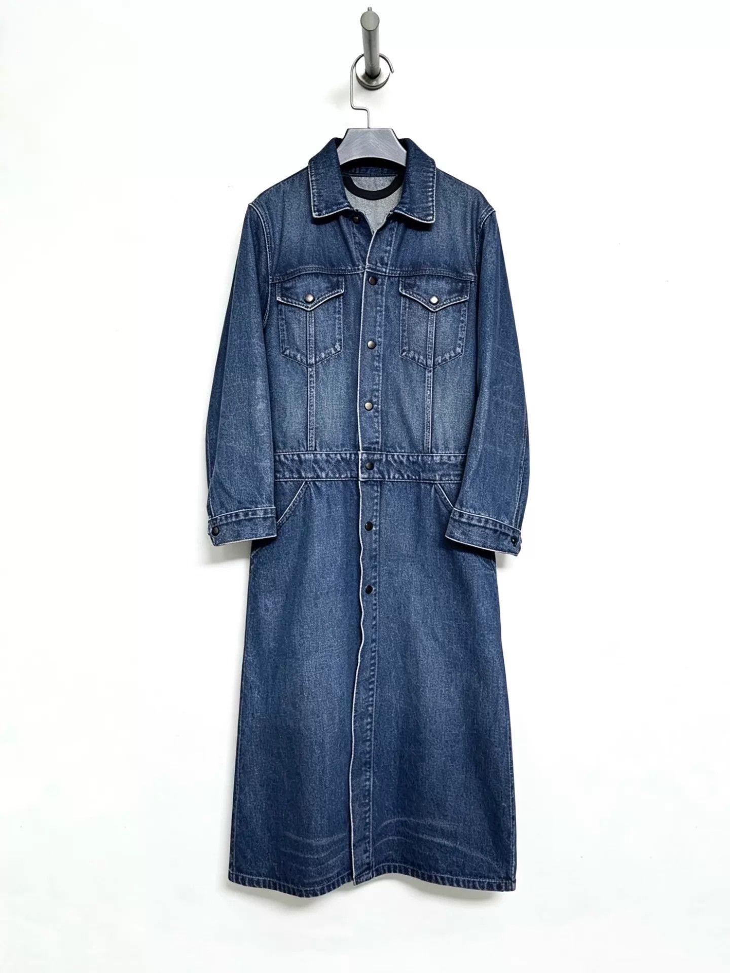 Helmut Lang Helmut Lang Vintage Trucker-Inspired Denim Coat M USA Size M / US 6-8 / IT 42-44 - 1 Thumbnail