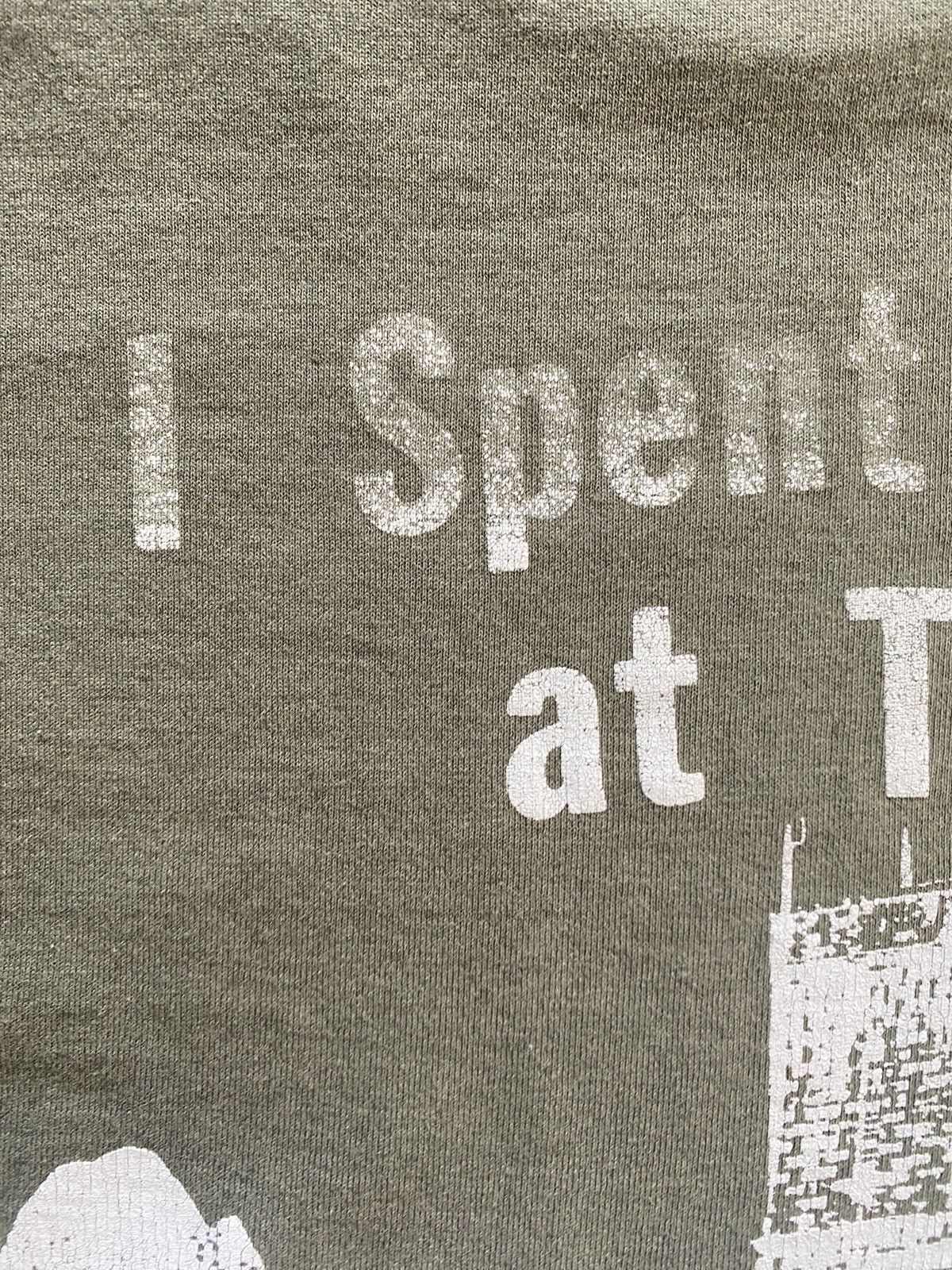 Fruit Of The Loom Vintage 90’s Old Jail Single Stitch Army Green Tee Size US L / EU 52-54 / 3 - 14 Thumbnail