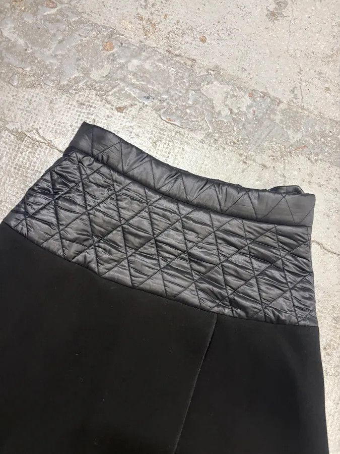 Louis Vuitton Louis Vuitton Black Acetate Quilted A-Line Skirt Size 26" / US 2 / IT 38 - 5 Thumbnail