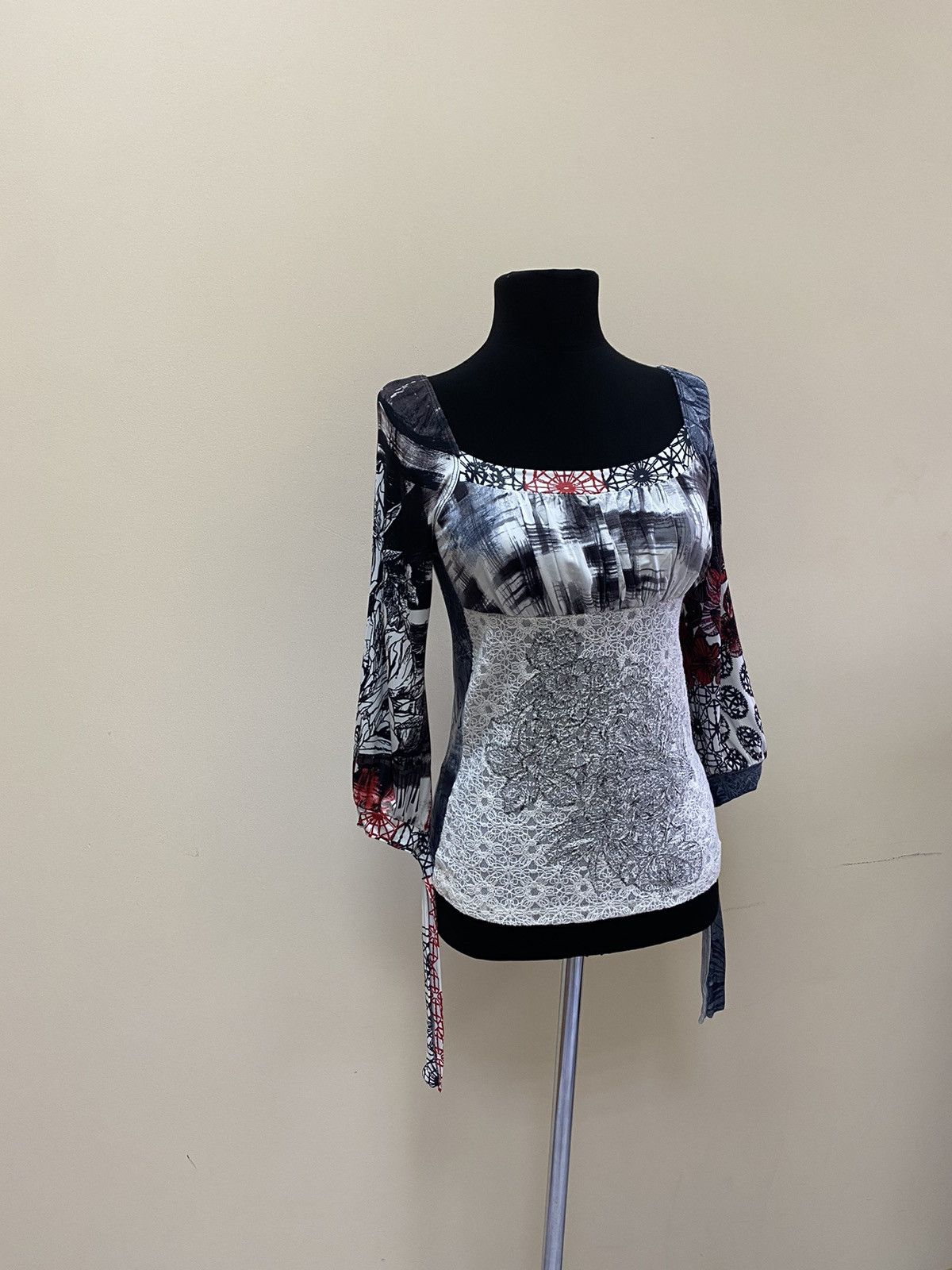 Other Save The Queen Women’s Multicolor Floral Top Size M Size M / US 6-8 / IT 42-44 - 3 Thumbnail