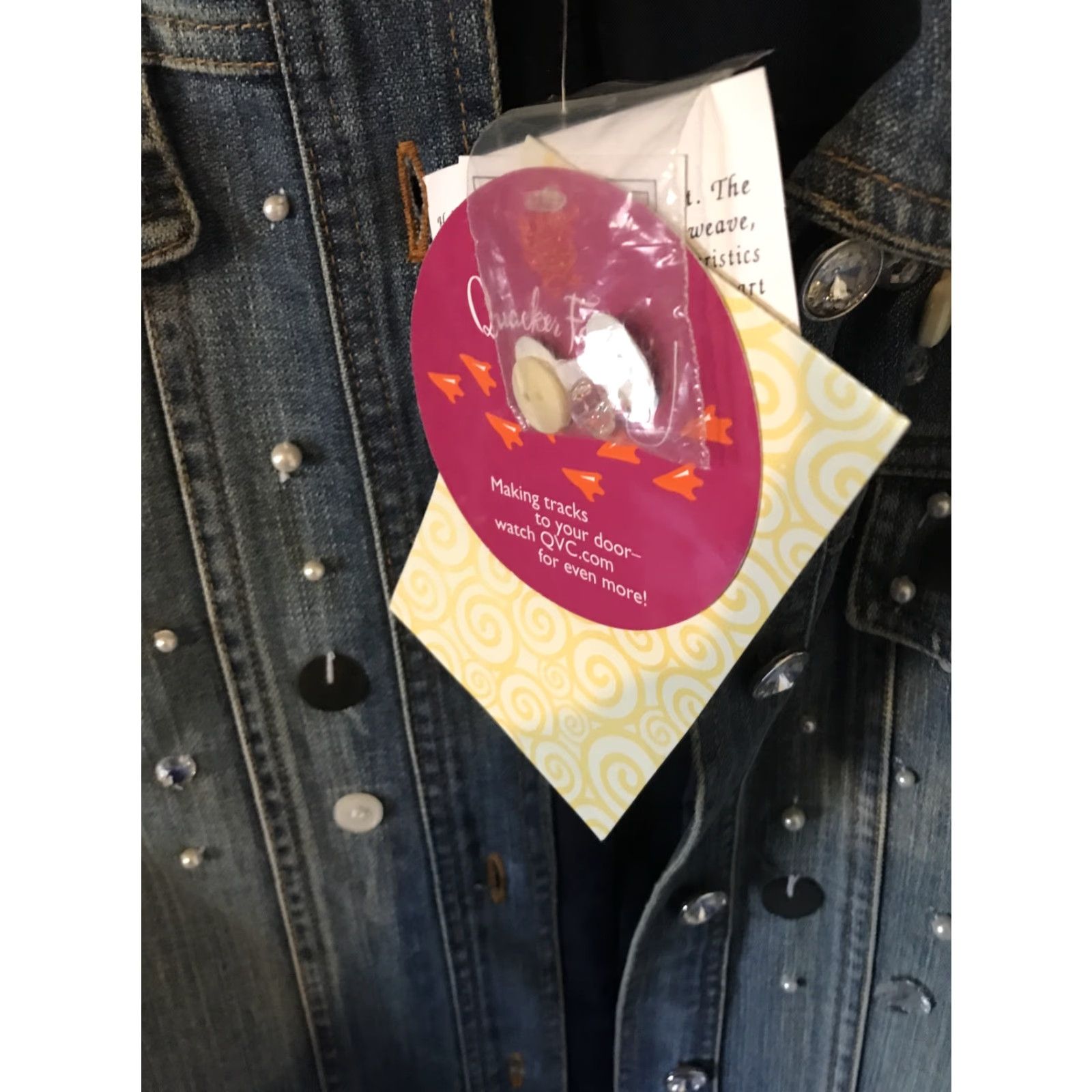 Quacker Factory VINTAGE The Quacker Factory Jacket Women L Denim Blue Light Wash Sequin Buttons Jeans Size L / US 10 / IT 46 - 3 Thumbnail