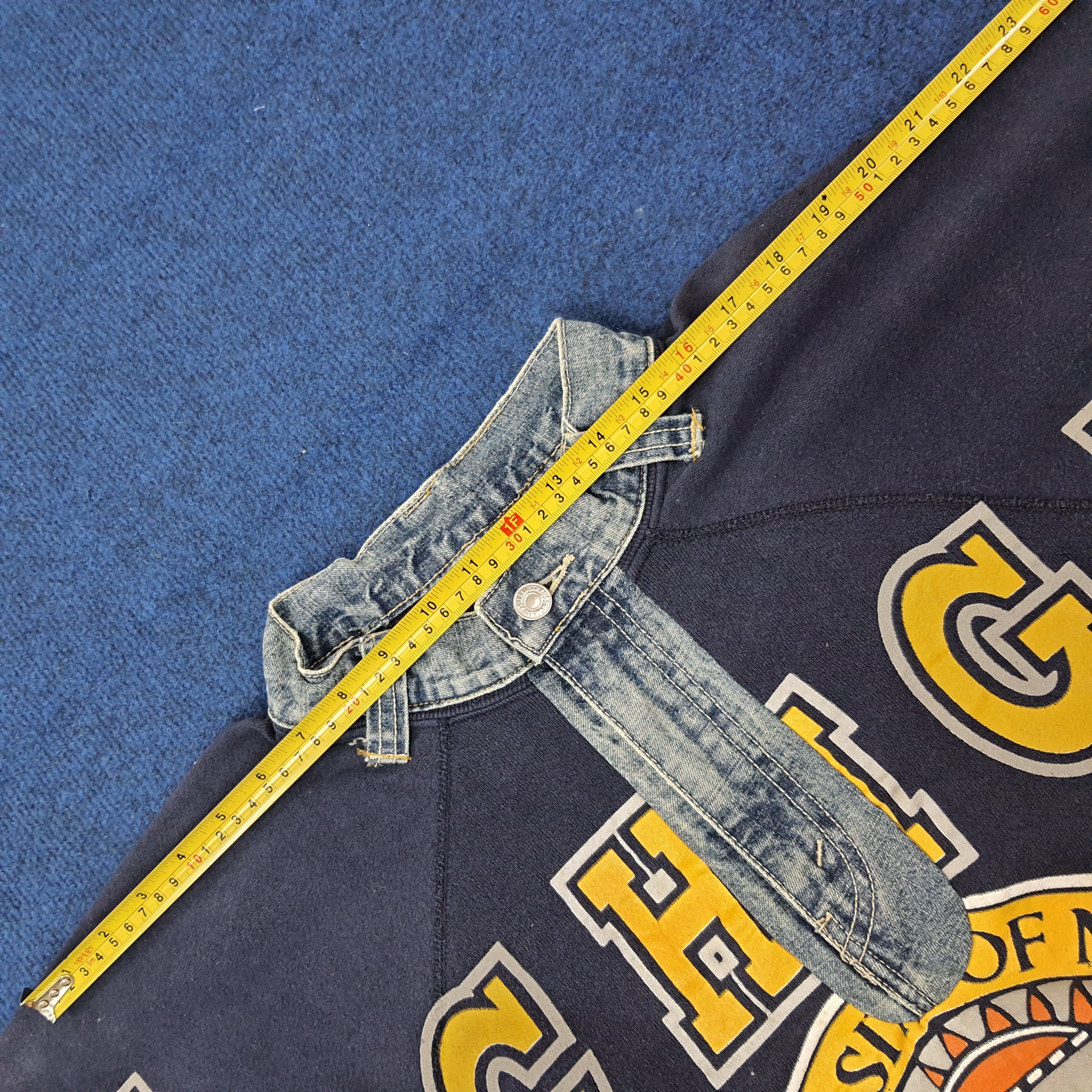 Other Vintage University of Michigan Sweatshirt C245N20 Size US L / EU 52-54 / 3 - 6 Thumbnail