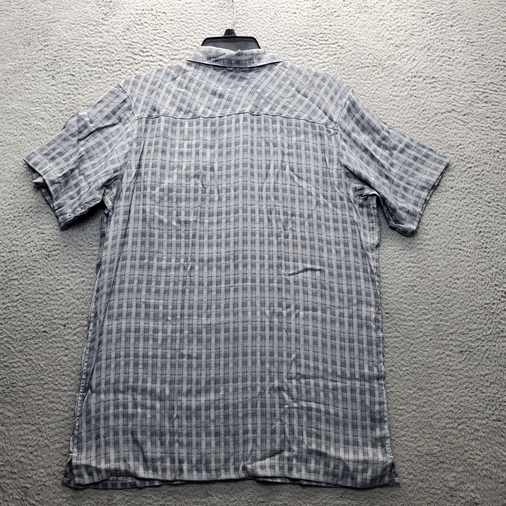 Vintage Columbia Mens XL Button-Up Shirt Striped Collared Pocketed Active Fit Size US XL / EU 56 / 4 - 2 Thumbnail