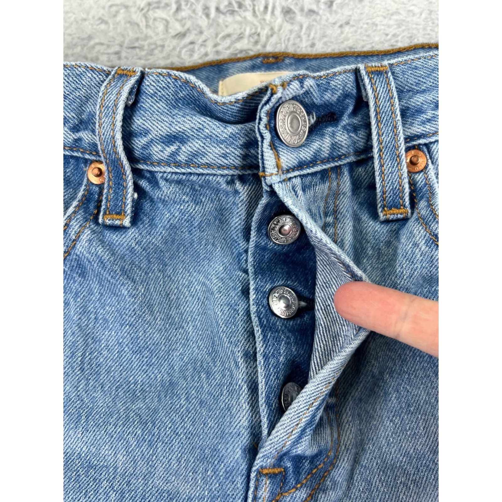 Levi's VINTAGE Levis Premium Jeans Womens 27 Blue Denim Levi's Wedgie FitMid Rise 5-Pocket Distressed stretch Jeans Womens Mens Girls Size 27" / US 4 / IT 40 - 5 Thumbnail