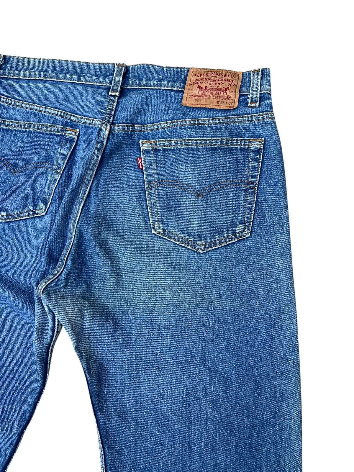 Levi's Vintage 1980s Levi’s 501 Blue Denim Regular Jeans Size US 35 - 18 Thumbnail