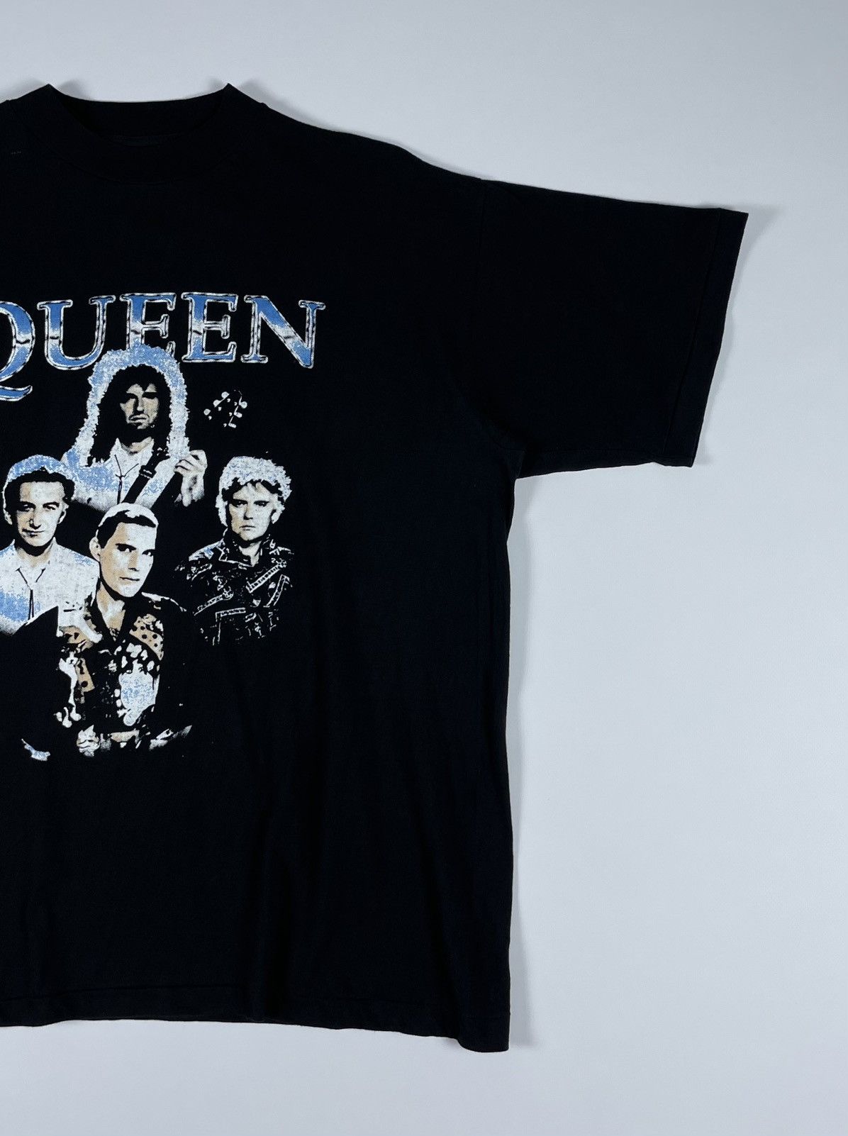 Band Tees Vintage 90s Queen Freddie Mercury T-shirt Size US XL / EU 56 / 4 - 2 Thumbnail