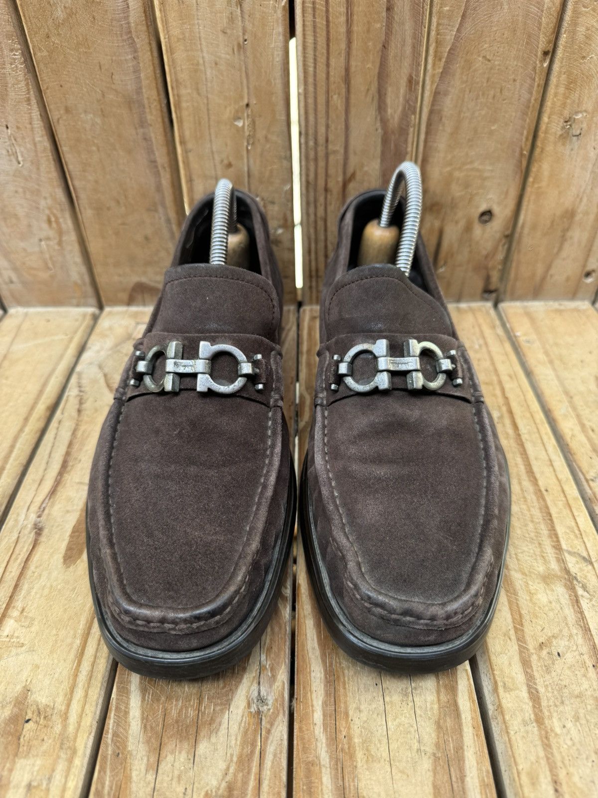 Salvatore Ferragamo Salvatore Ferragamo brown suede leather loafers EUR 42 EE Size US 8 / EU 41 - 2 Thumbnail