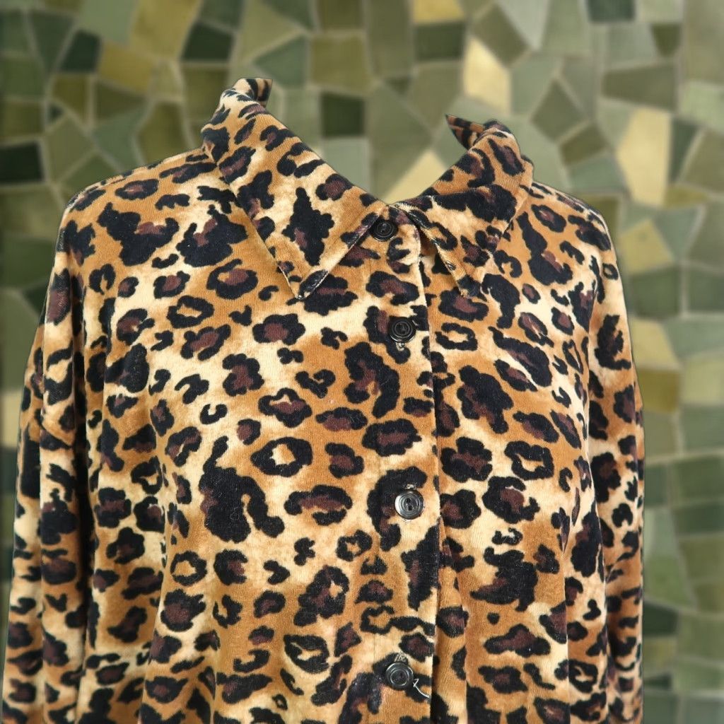 Velvet VINTAGE 90s Brown Leopard Print Velvet Button-Down Top Fuzzy Faux Fur Long Sleeve XL Women Size XL / US 12-14 / IT 48-50 - 1 Thumbnail