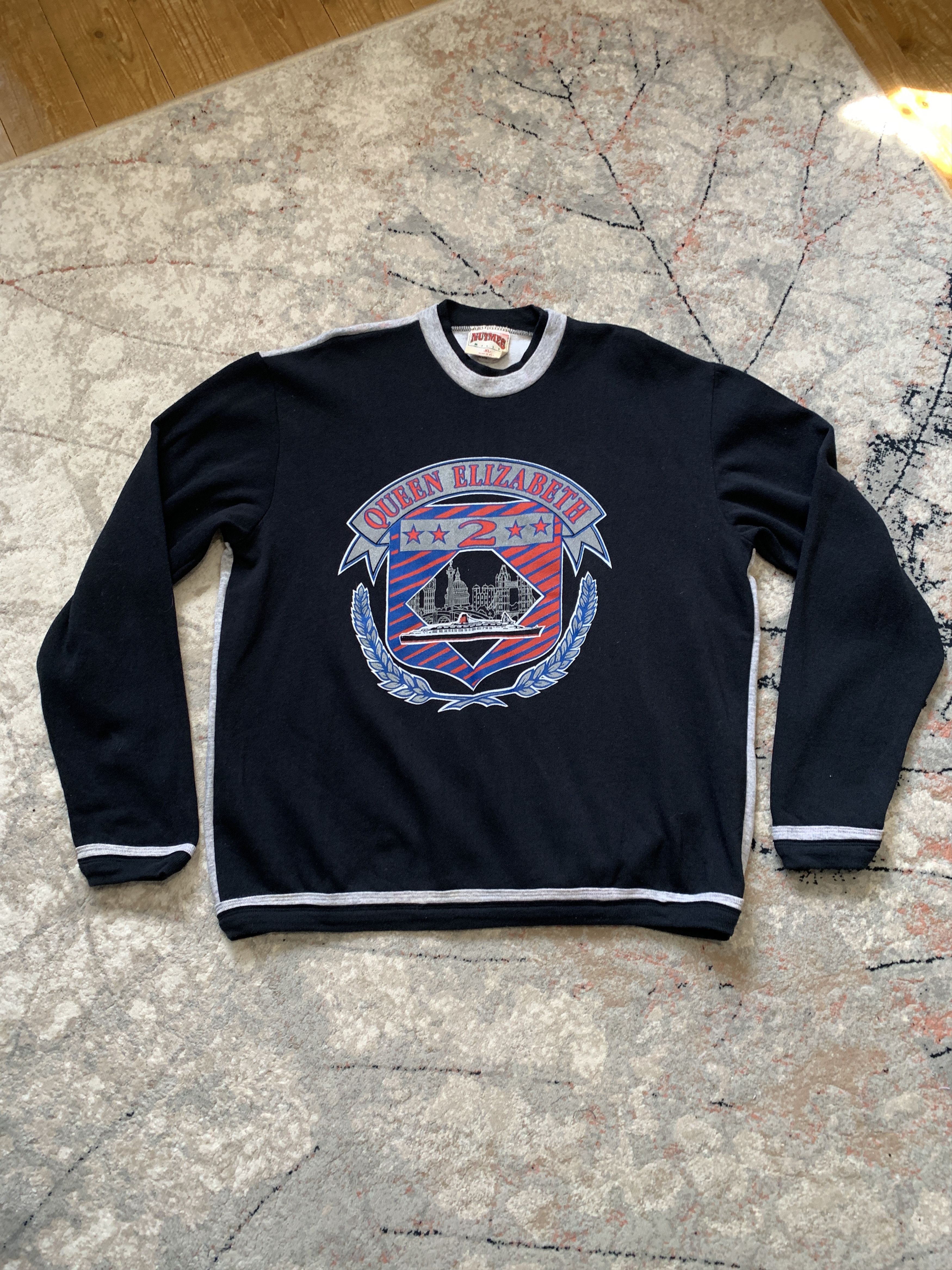 Nutmeg Nutmeg Mills QUEEN ELIZABETH 2 Vintage Sweatshirt Size US XL / EU 56 / 4 - 1 Thumbnail