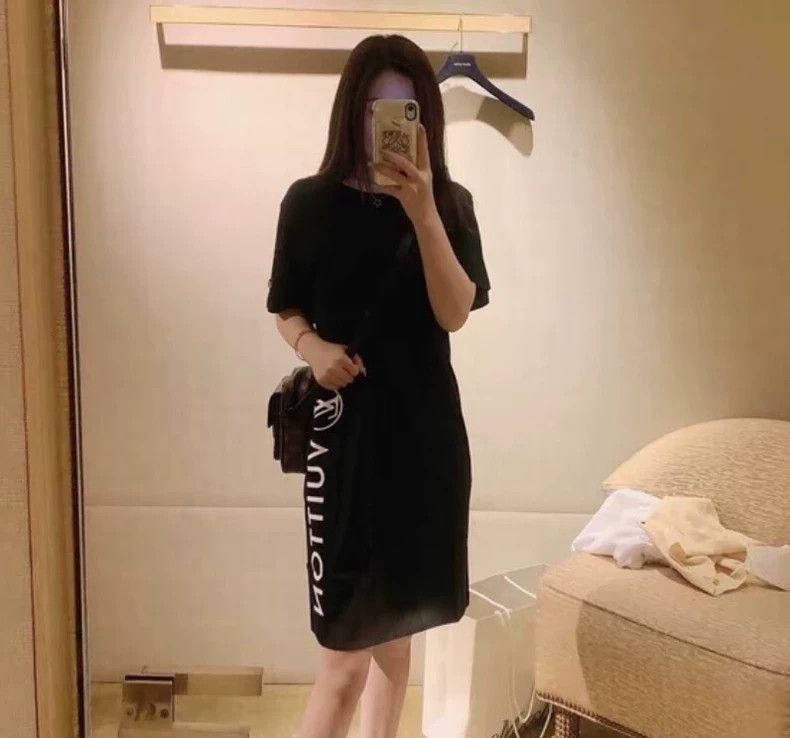 Louis Vuitton Louis Vuitton Black logo monogrammed cotton crewneck dress Size S / US 4 / IT 40 - 9 Thumbnail