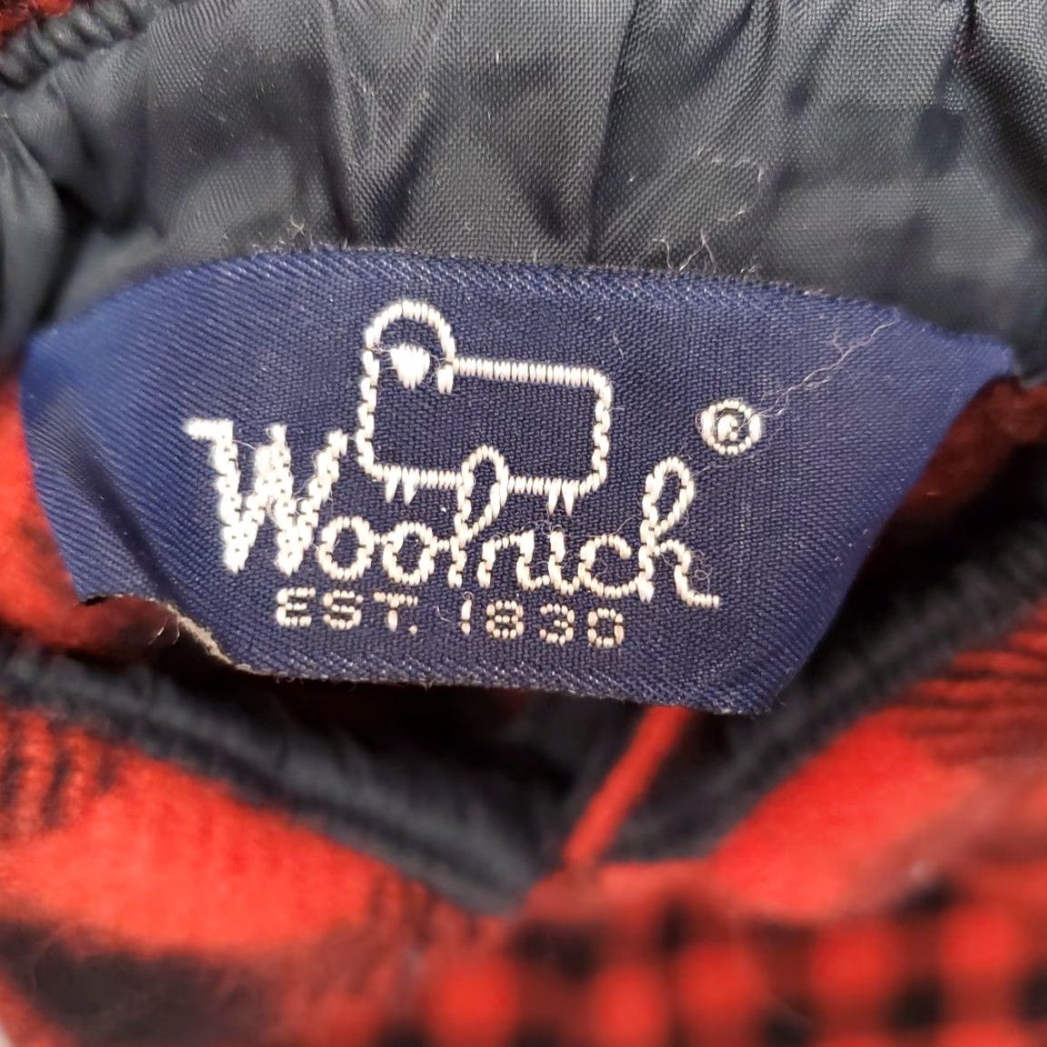 Vintage VINTAGE Woolrich Shirt Mens S Red Buffalo Plaid Wool Button Overshirt Jacket 80s Logger Size US S / EU 44-46 / 1 - 4 Thumbnail