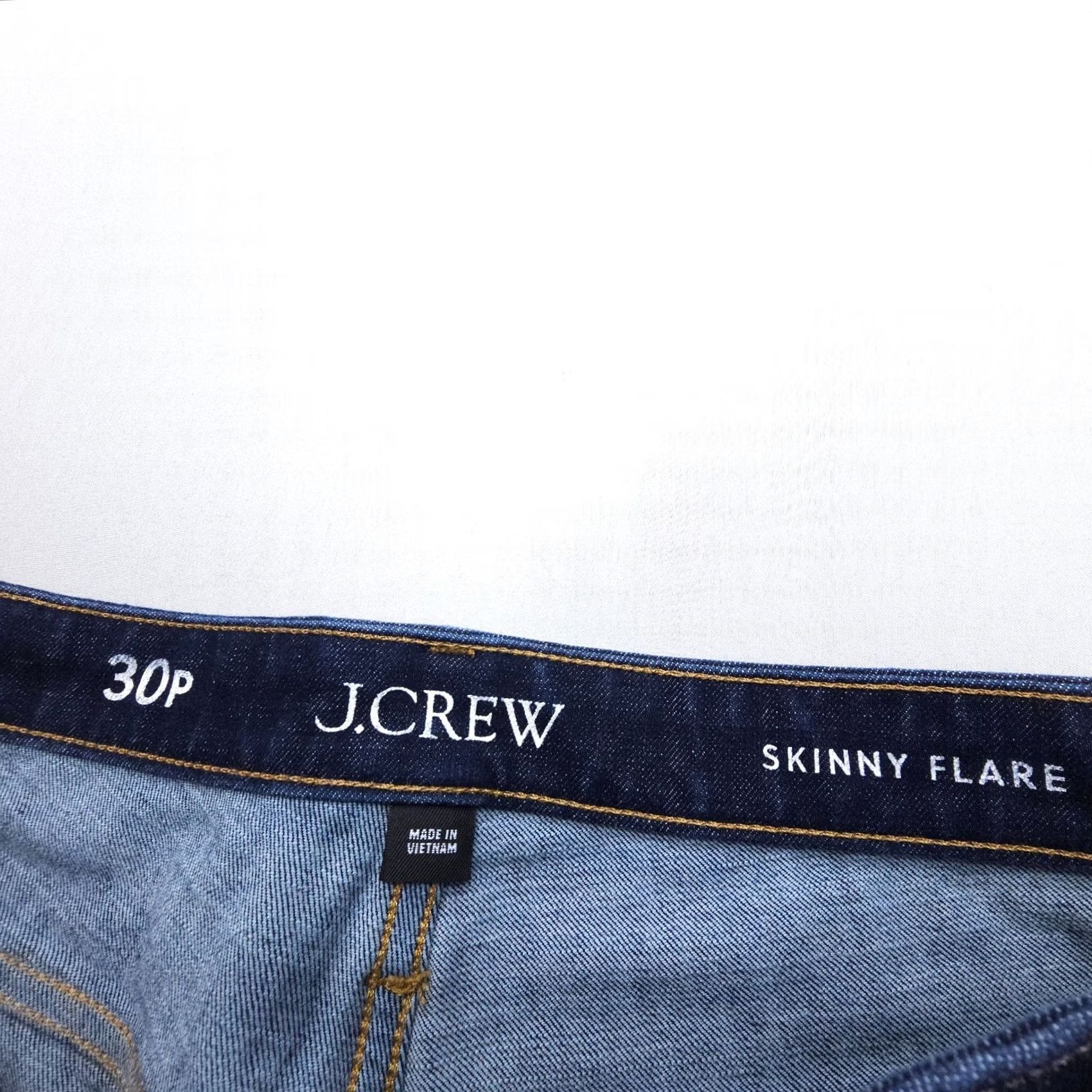 J.Crew J. Crew Jeans Womens 30P Dark Wash Stretch Denim Bohemian Flared 5-Pocket Belt Loops Size 30" / US 8 / IT 44 - 3 Thumbnail