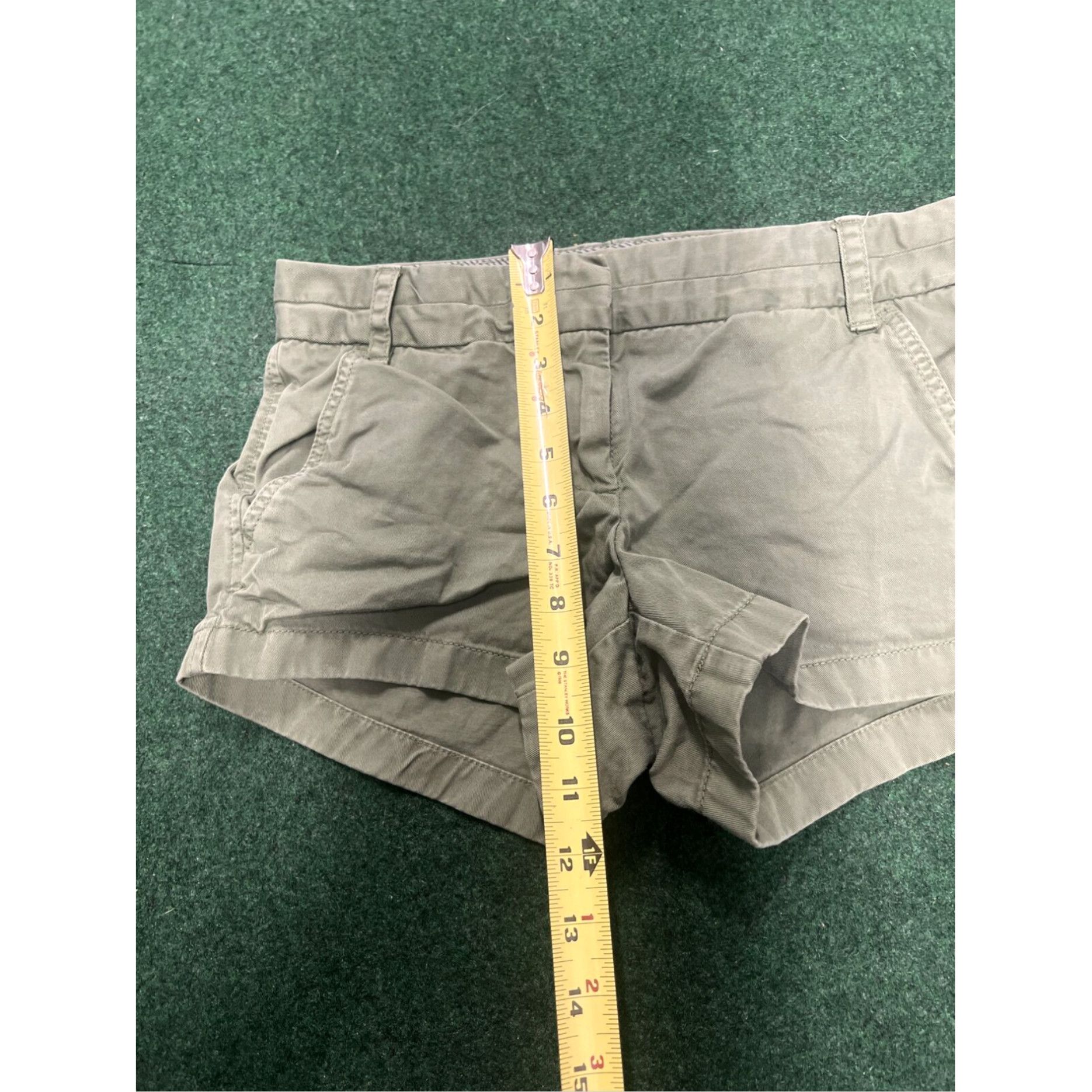 J.Crew J. Crew Broken In Chino Shorts Green Size 2 Mid Rise Cotton Size 26" / US 2 / IT 38 - 6 Thumbnail