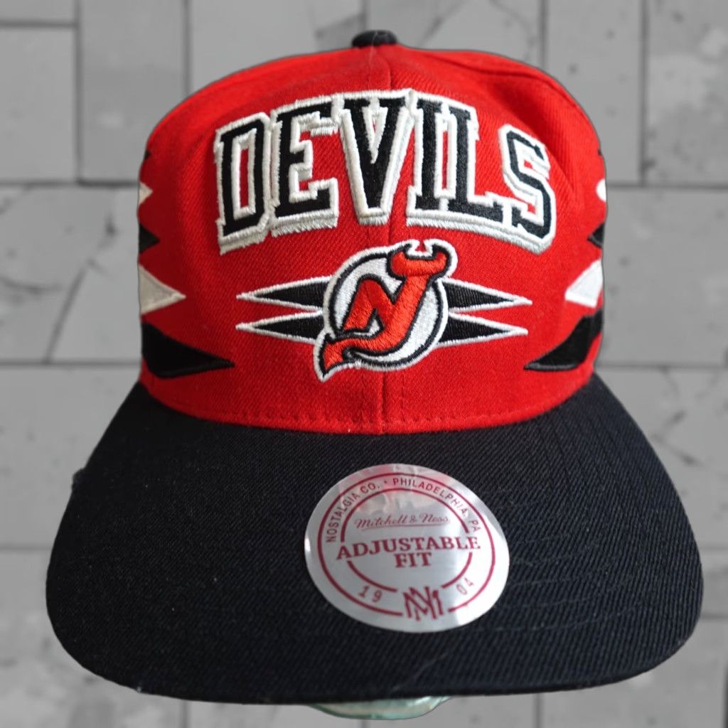 Mitchell & Ness Mitchell & Ness Hat Red Embroidered New Jersey Devils Diamond Snapback Adjustable One Size Men Sports Casual Cap Size US M / EU 48-50 / 2 - 1 Thumbnail